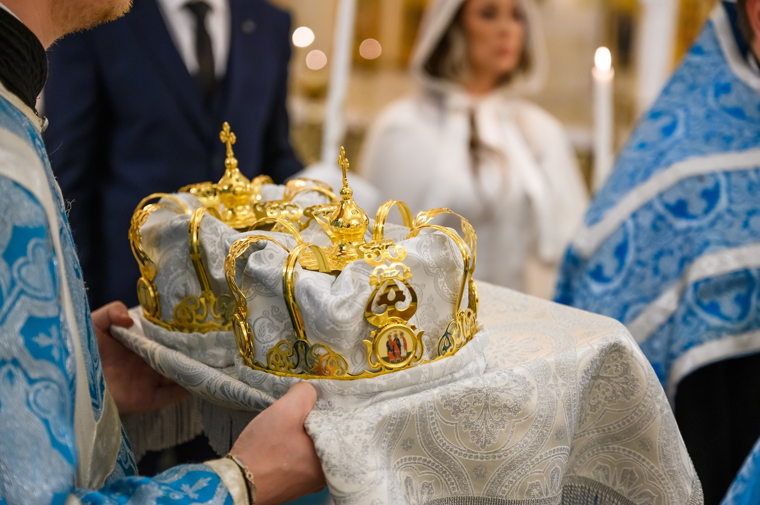 Свадьба Венчание Храм Христа Спасителя. Свадебный фотограф Москва Юрий Кульман