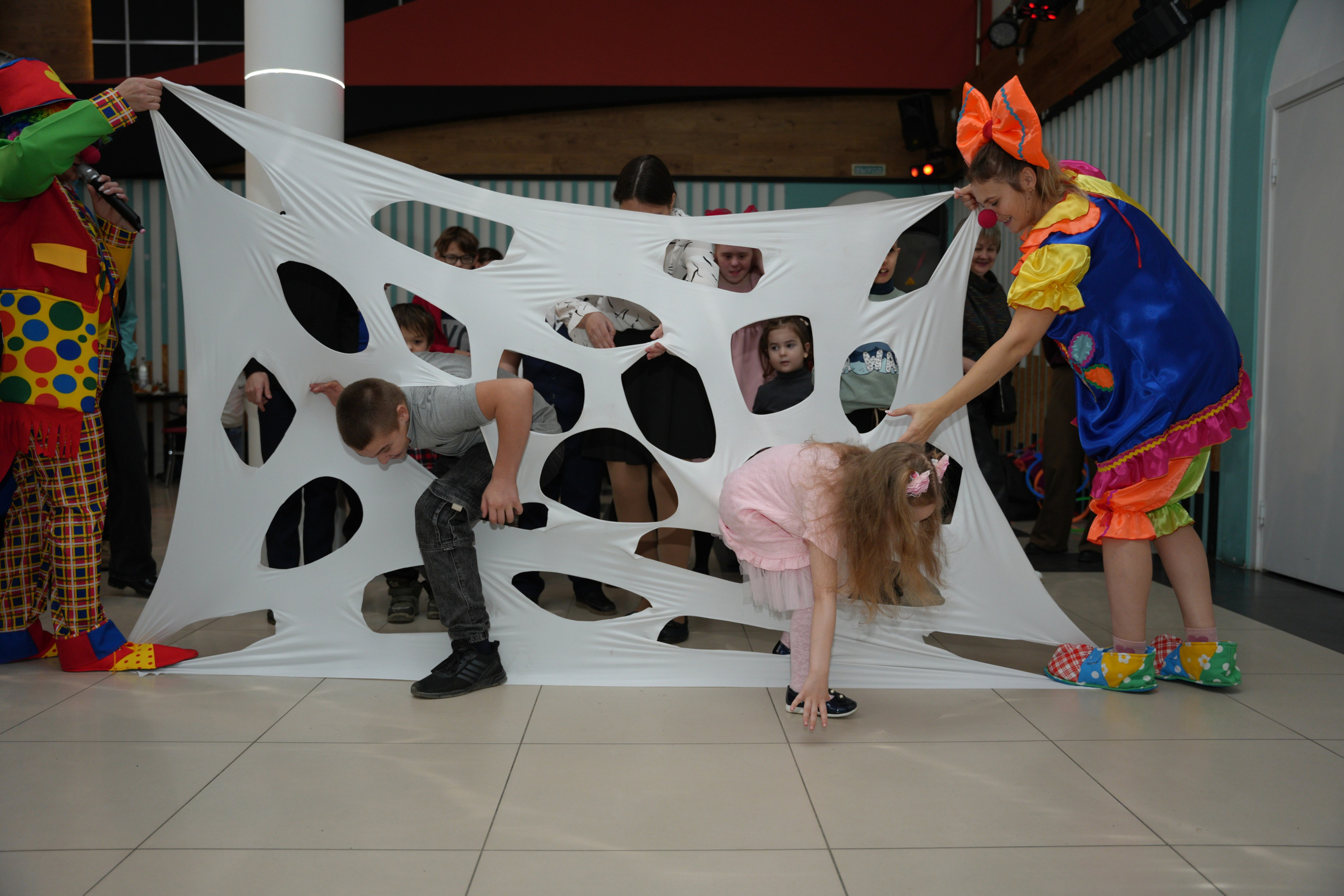 Социально —благотворительная акция «Ты в этом мире не один», посвященная Международному дню инвалидов. ВЫПУСКНЫЕ АЛЬБОМЫ, Школьный фотограф, семейный и свадебный в Саратове и области Ольга Плаксина