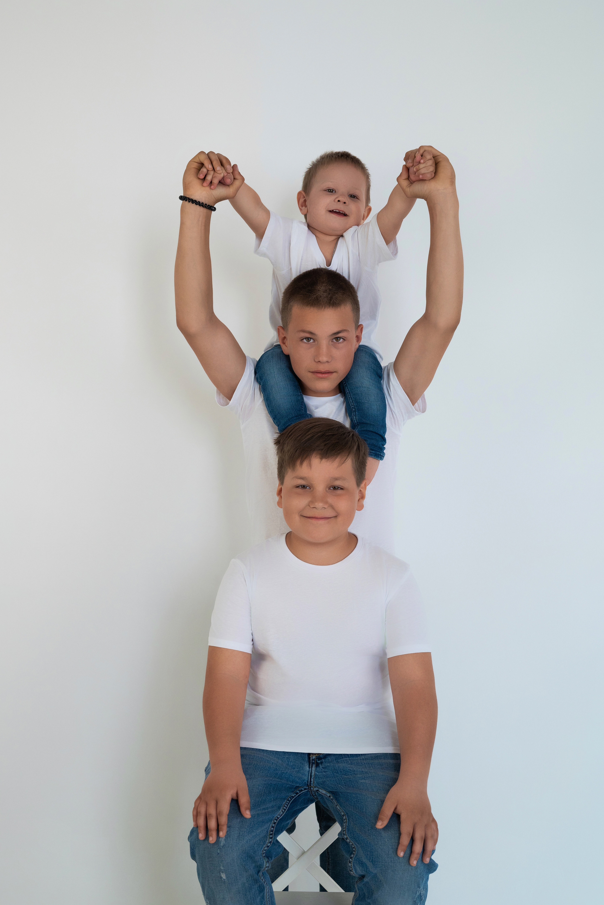 Трое братьев. Фотограф в городе Салават