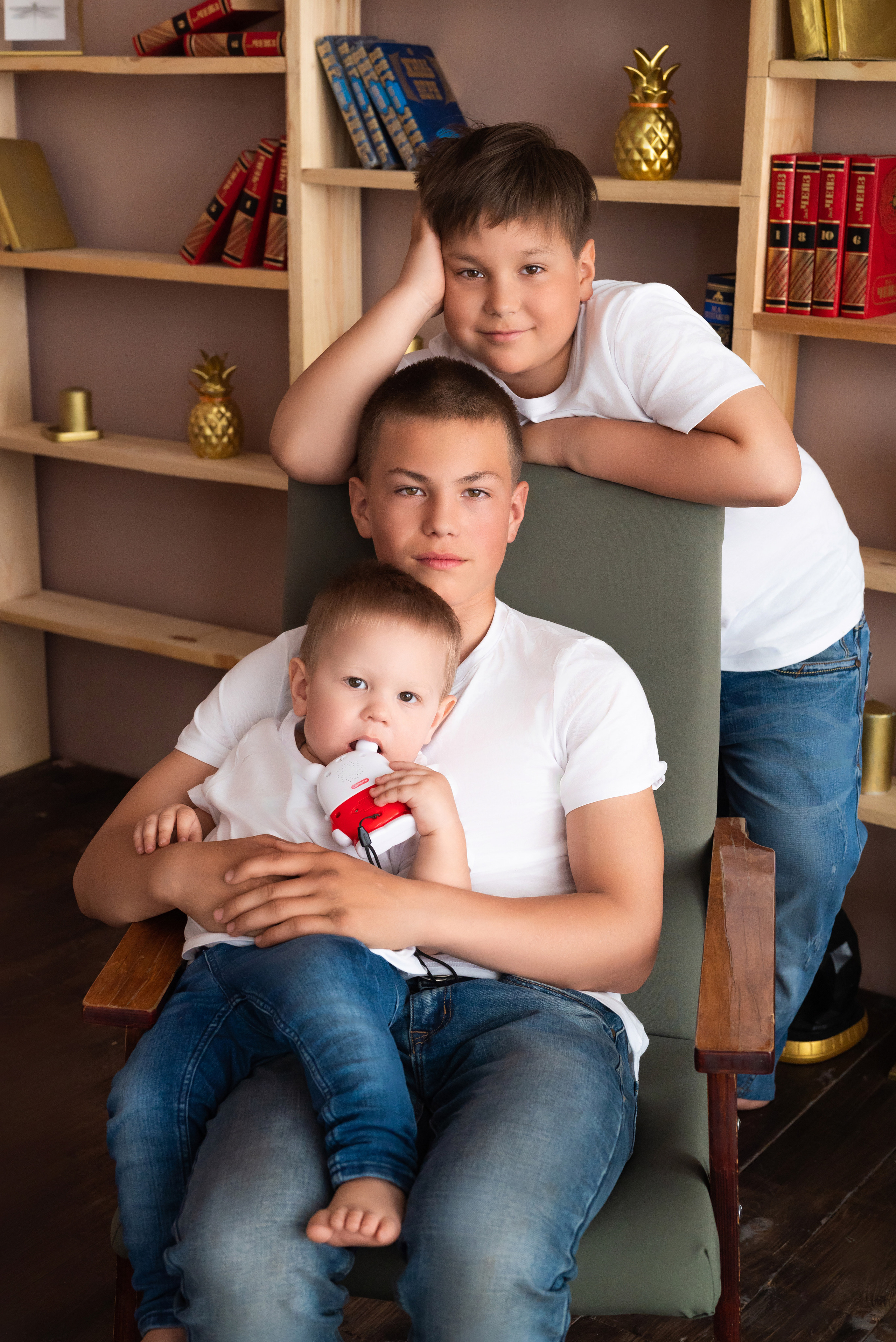 Трое братьев. Фотограф в городе Салават