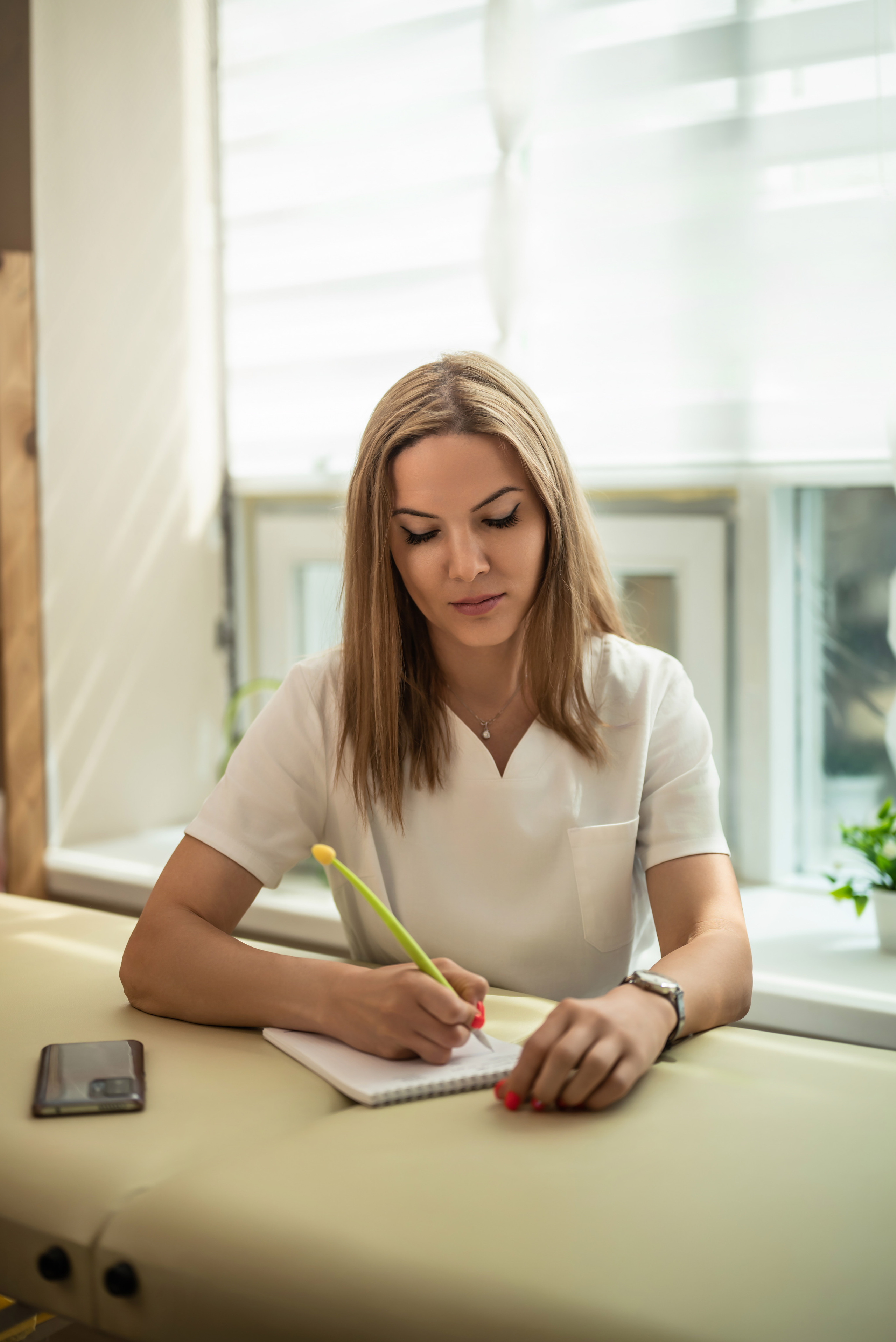 Диана. Мастер депиляции. Фотограф в городе Салават