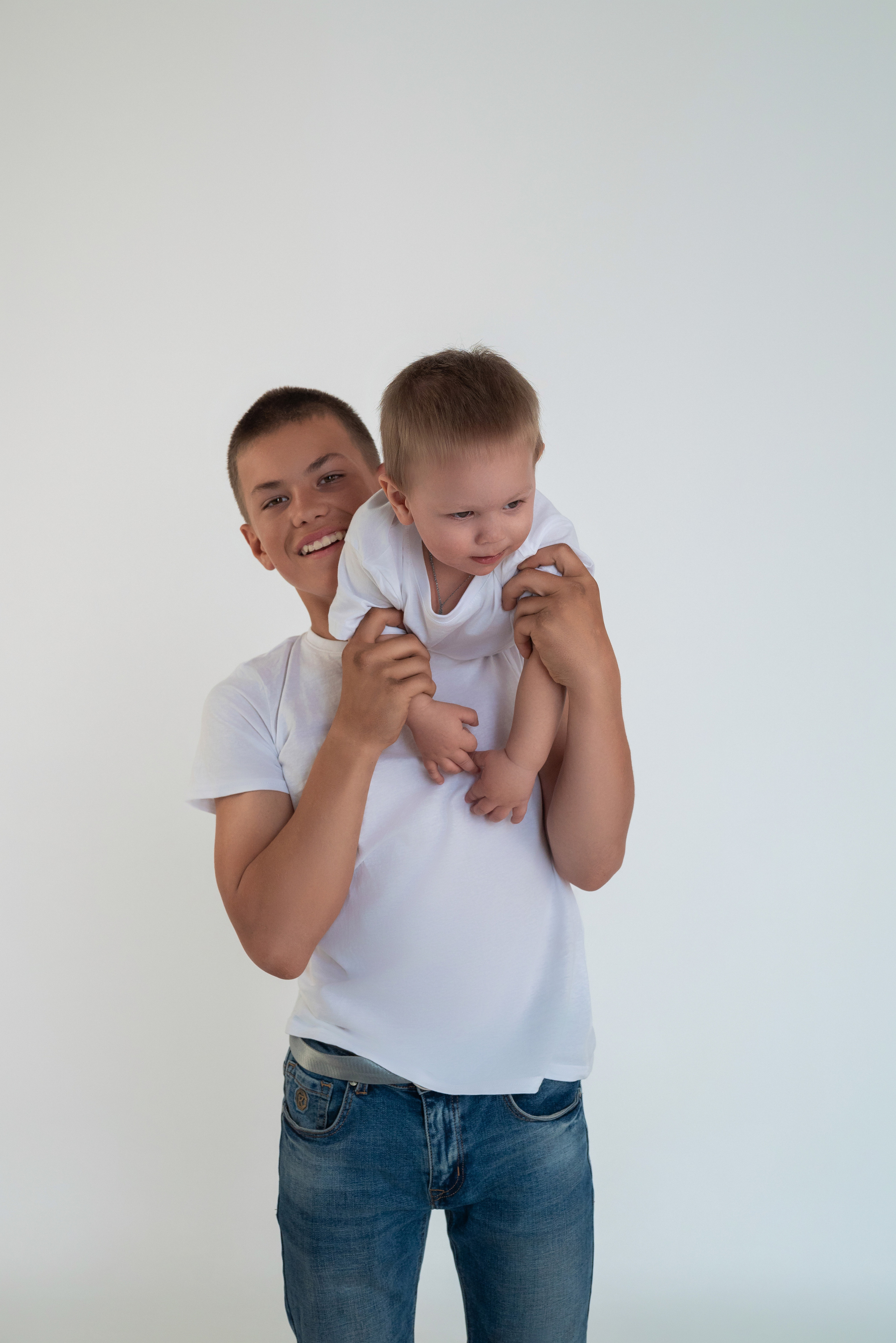 Трое братьев. Фотограф в городе Салават