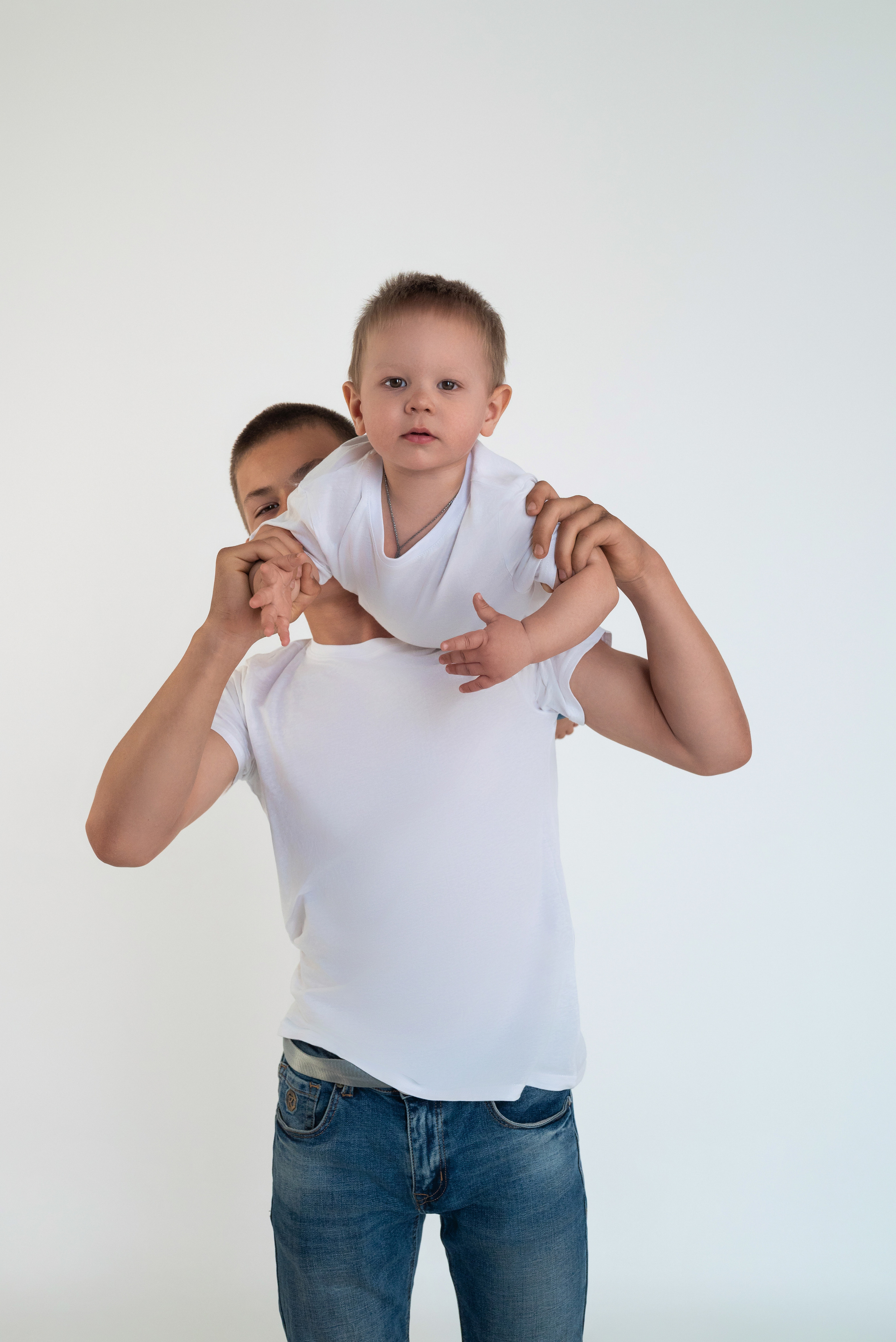 Трое братьев. Фотограф в городе Салават