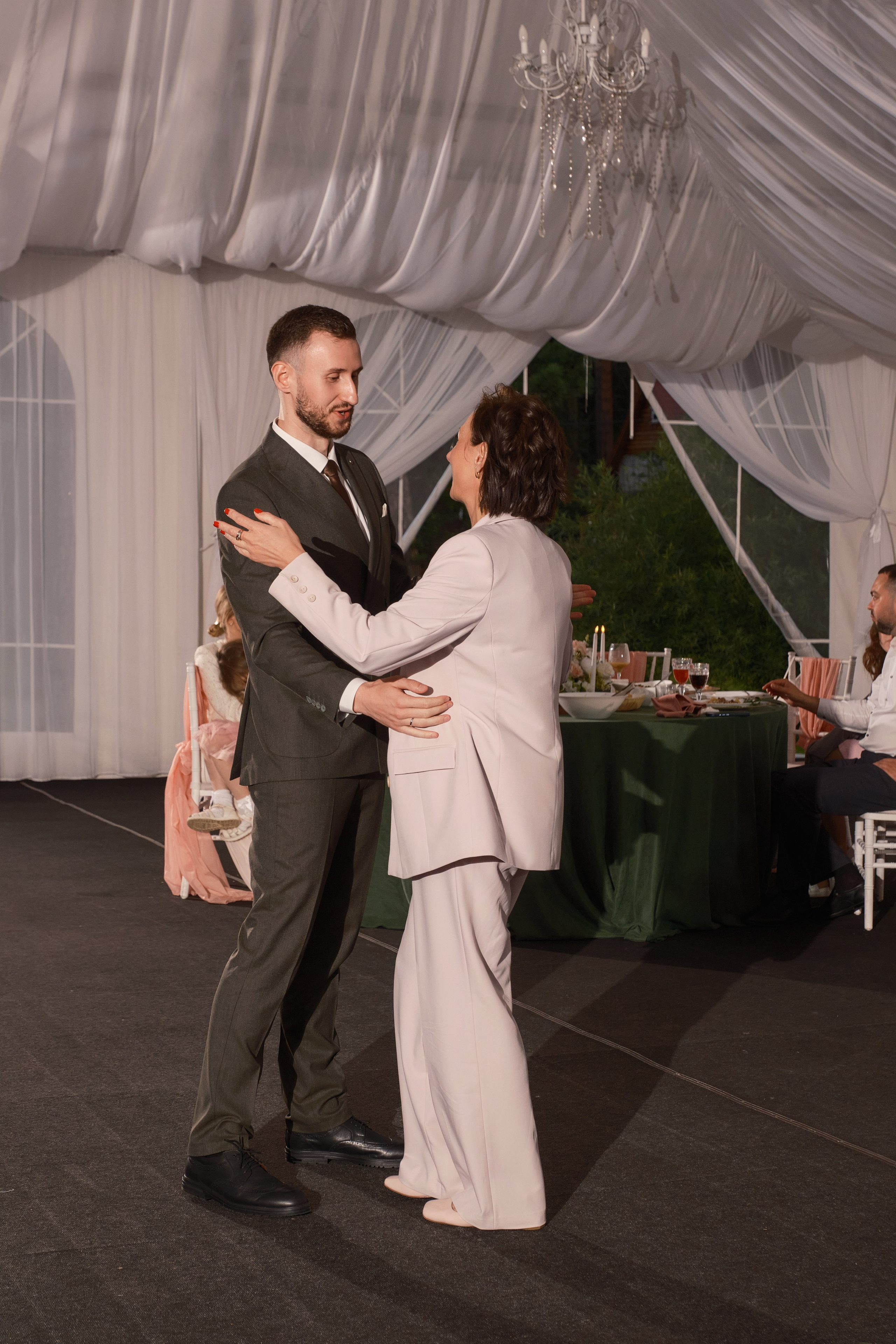 АРТЕМ И ЕКАТЕРИНА. Свадебный фотограф в Екатеринбурге Соседков Евгений