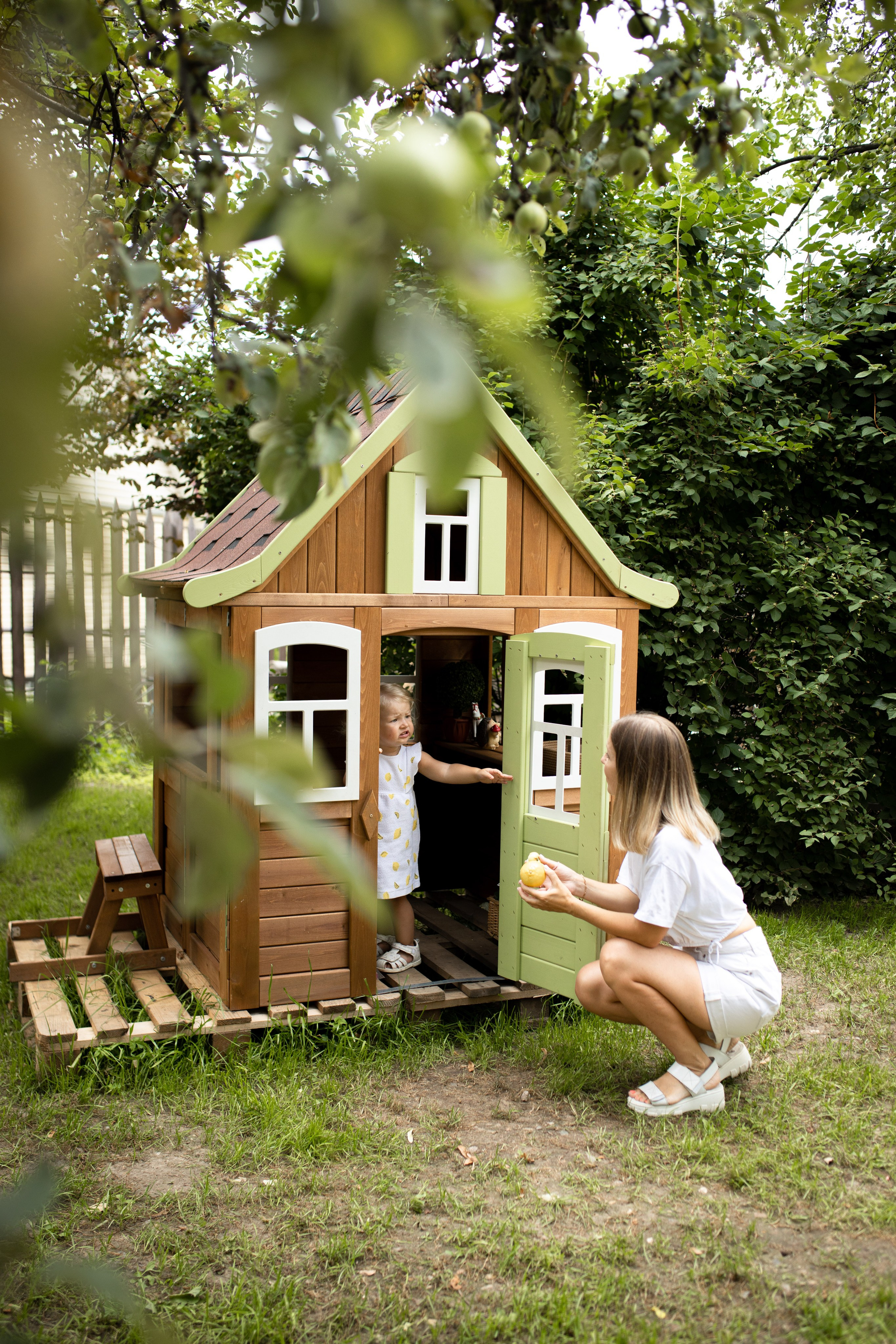 Семейная фотосессия на даче в Купавне. Фотограф в Железнодорожном и Балашихе