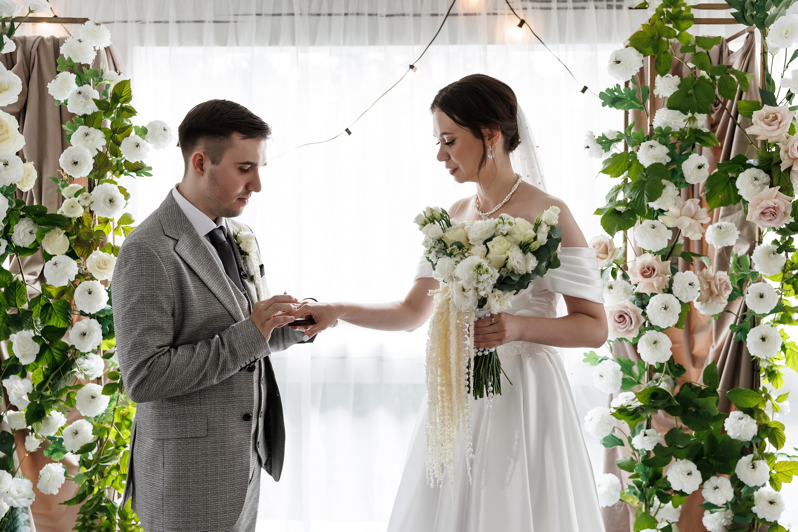 Екатерина и Владислав. Свадебный фотограф в Пскове и Санкт-Петербурге | Анна Голикова