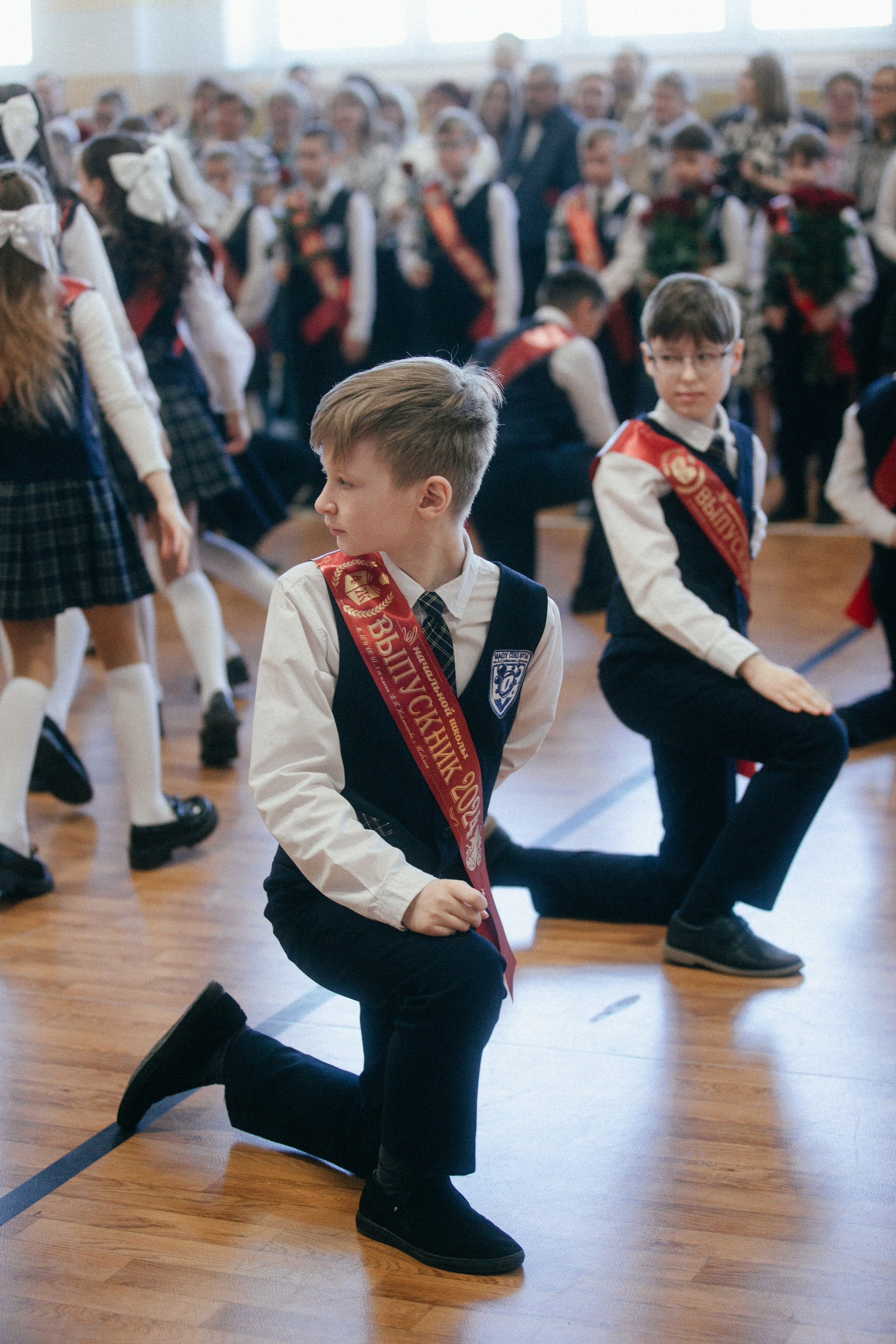 Выпускной в начальной школе. Арт-фотограф Крис Л. в Тобольске: портрет, семейные, свадьбы