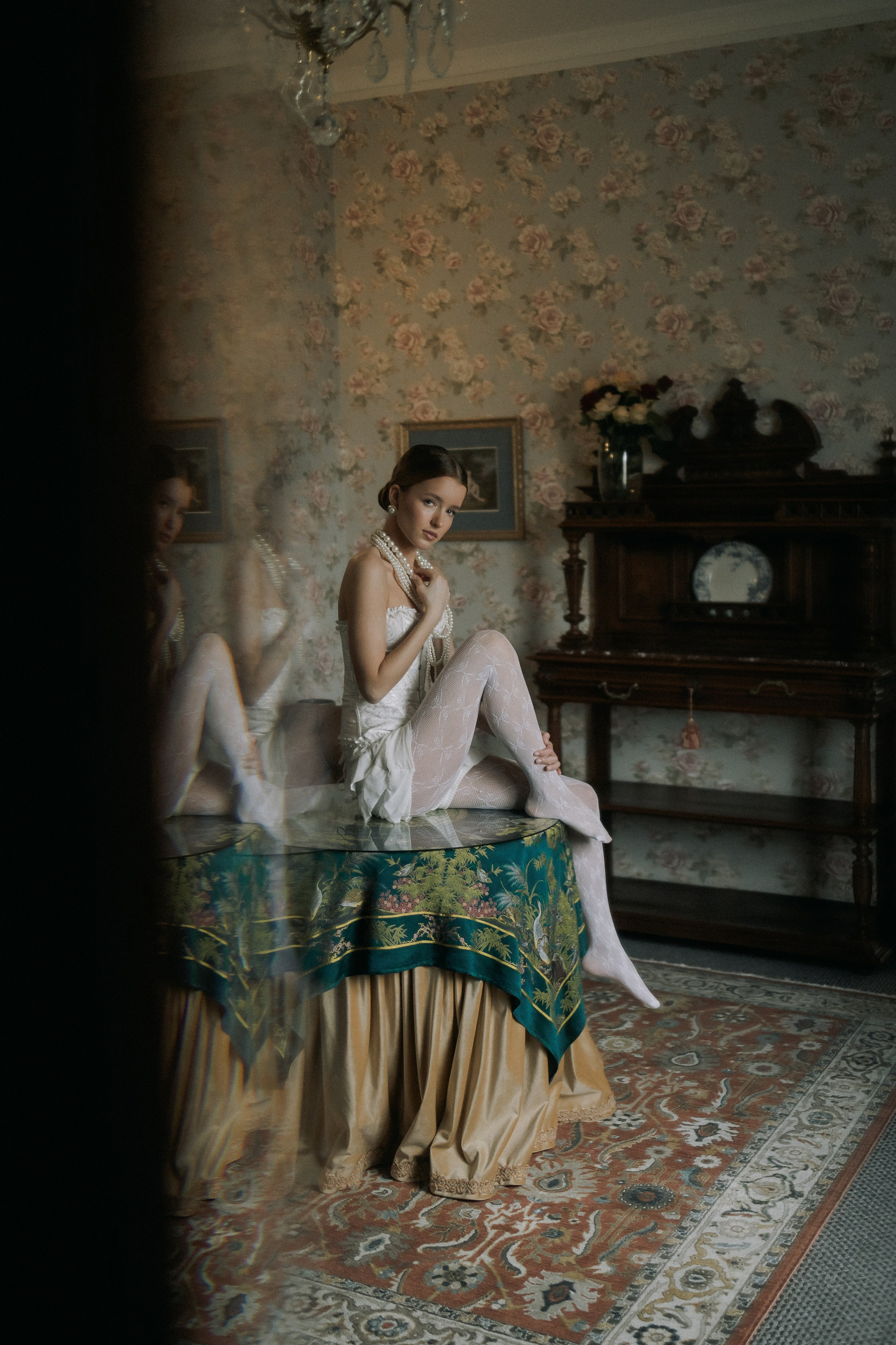 Свадебная прогулка Адель и Артём. Свадебная фотография. Арина Рубах