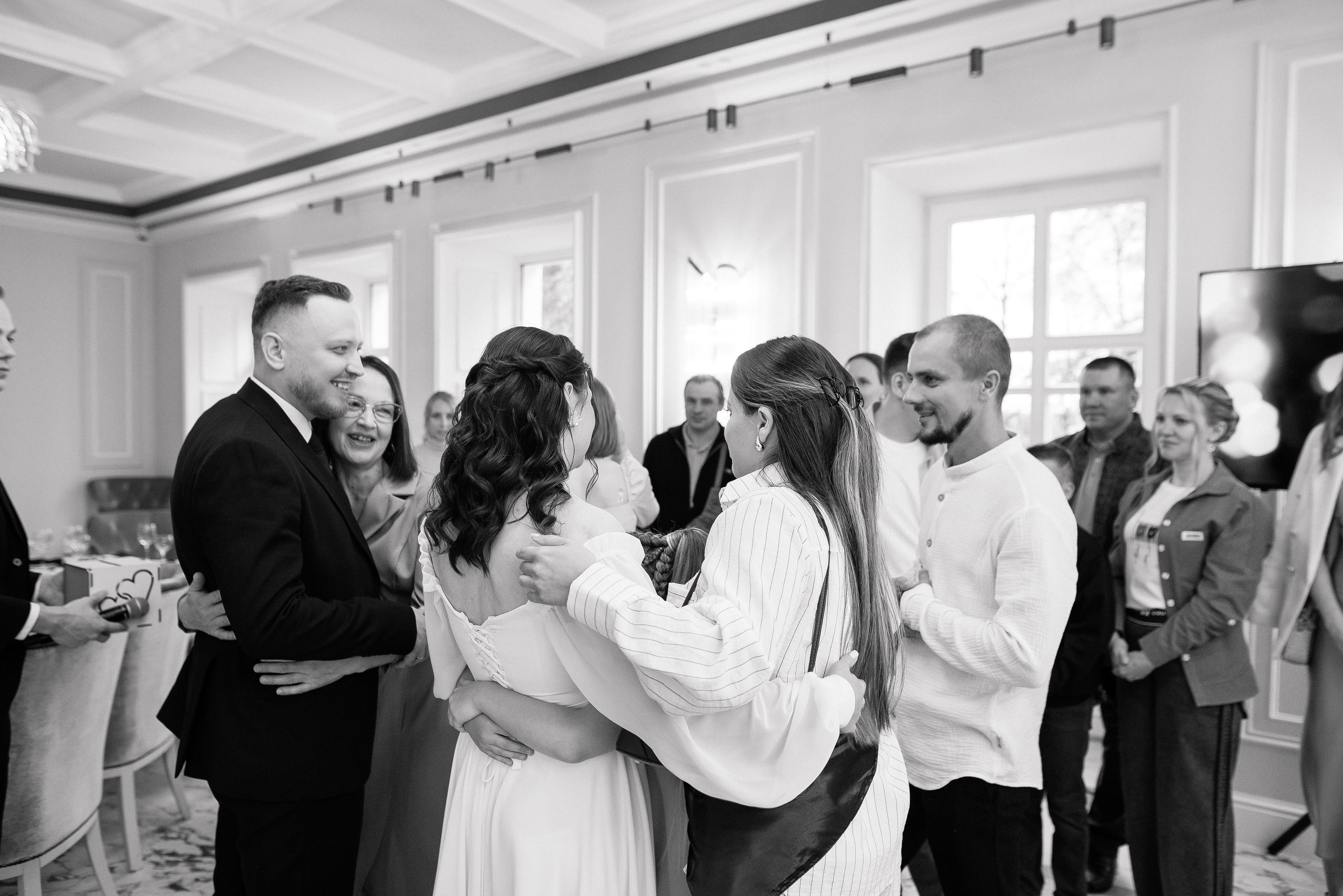 Свадебный банкет Полины и Ильи: волшебство в «Музыке и Времени». Свадебный фотограф Михаил Александров