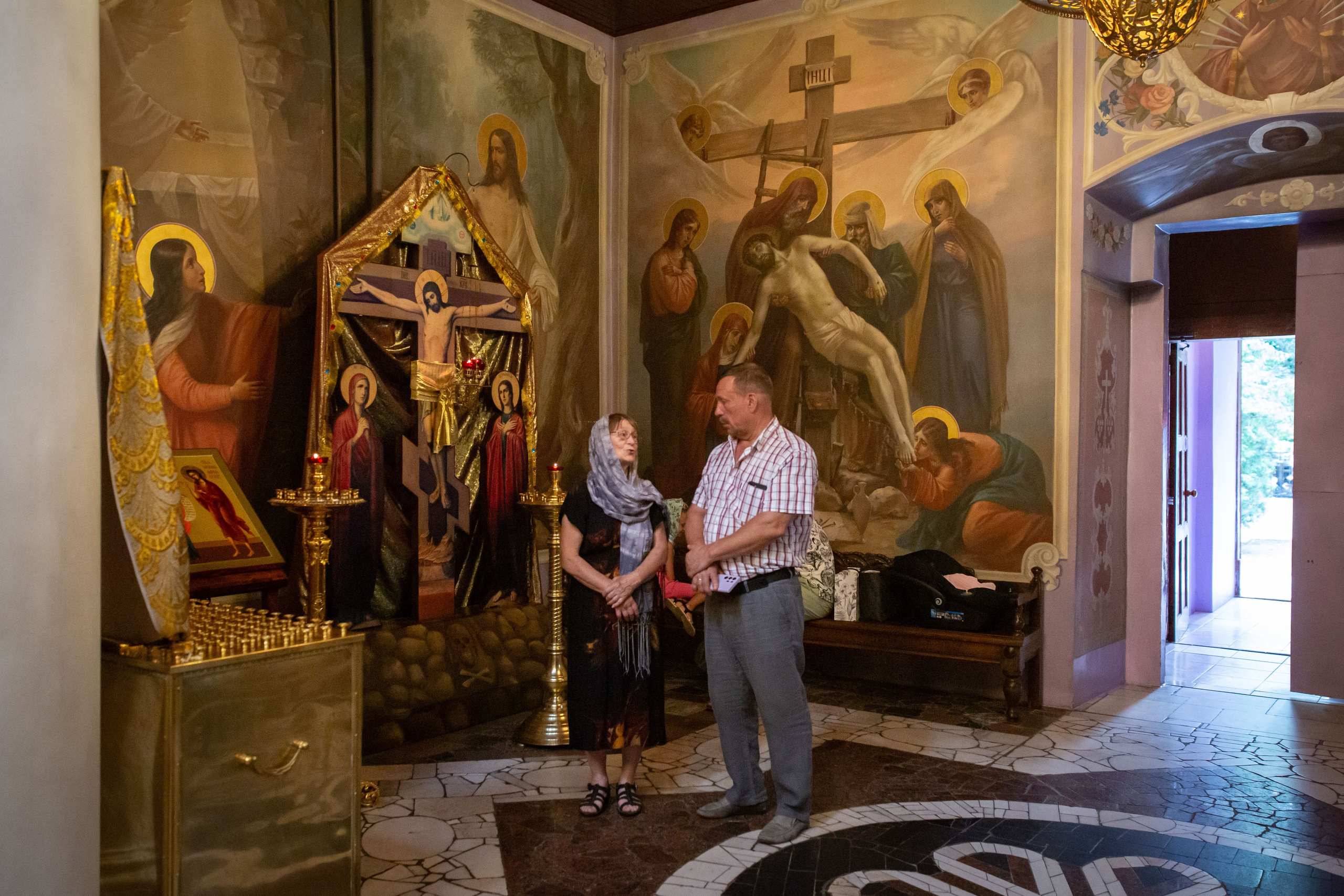 Крещение Амелии. Храм Рождества Христова в с. Михалево. Семейный и детский фотограф Анна Петракова