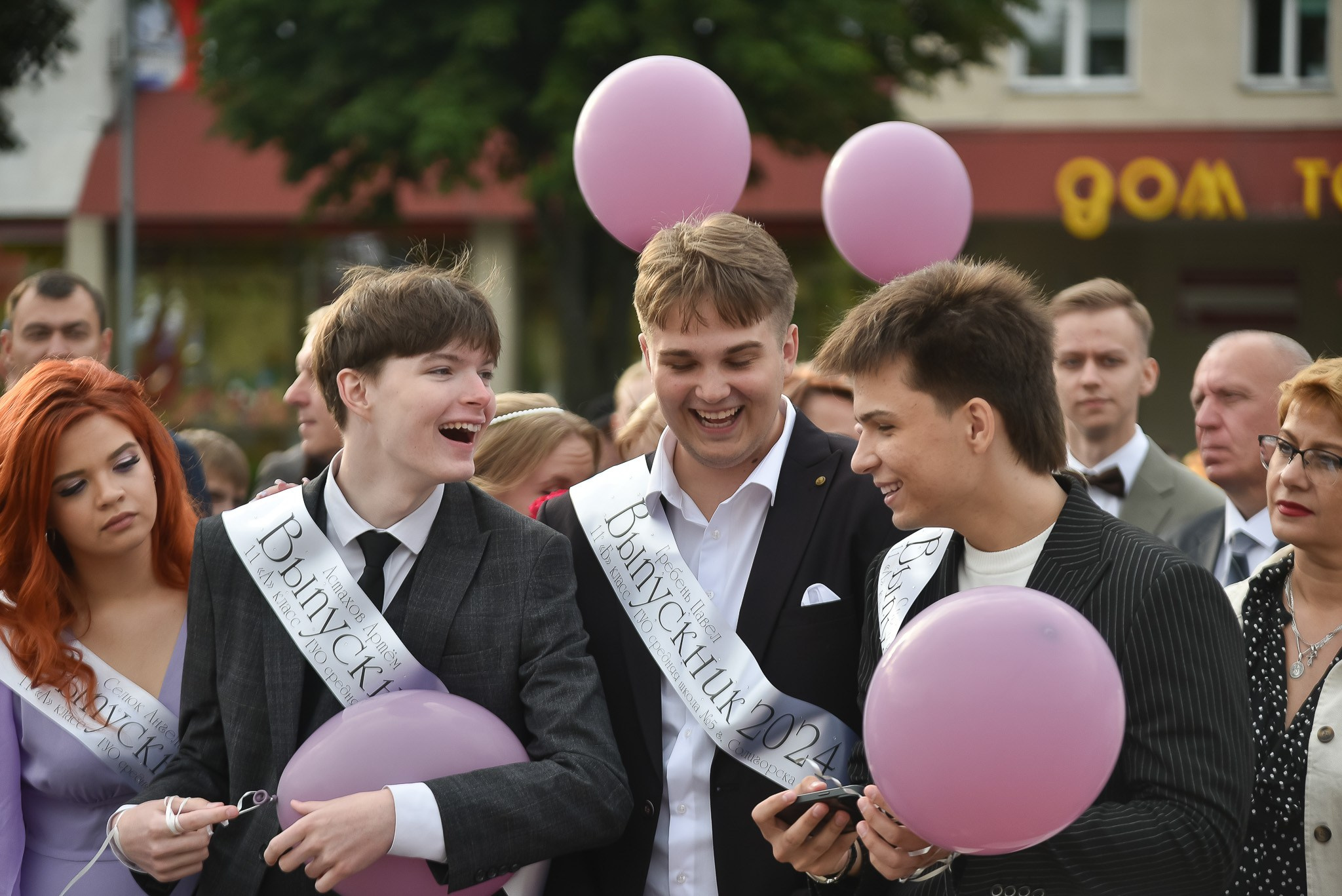 Выпускной 11 кл (до банкета). Фотограф Олег Юршевич Солигорск Минск