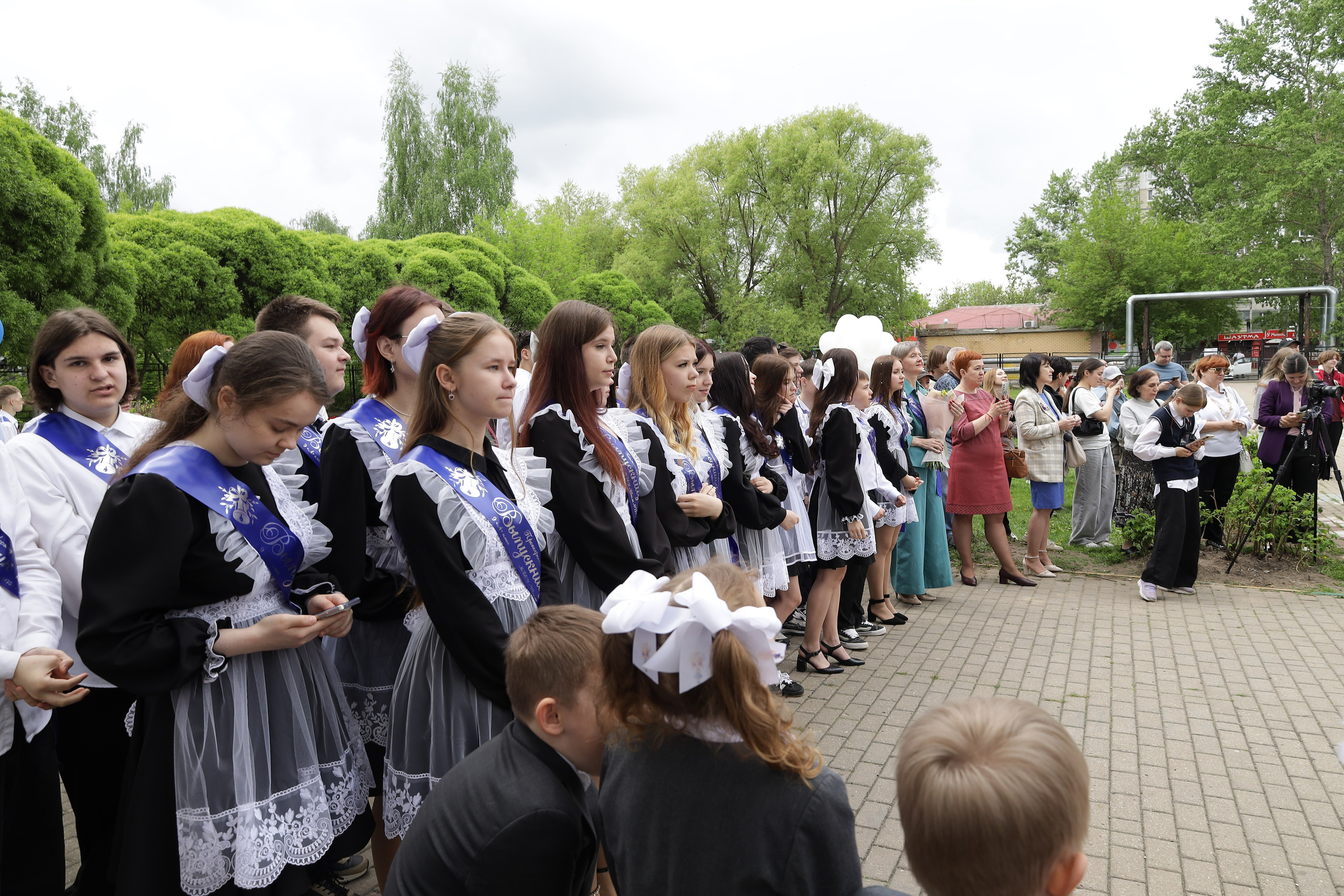 Последний звонок. Фотограф Надршина Лилия