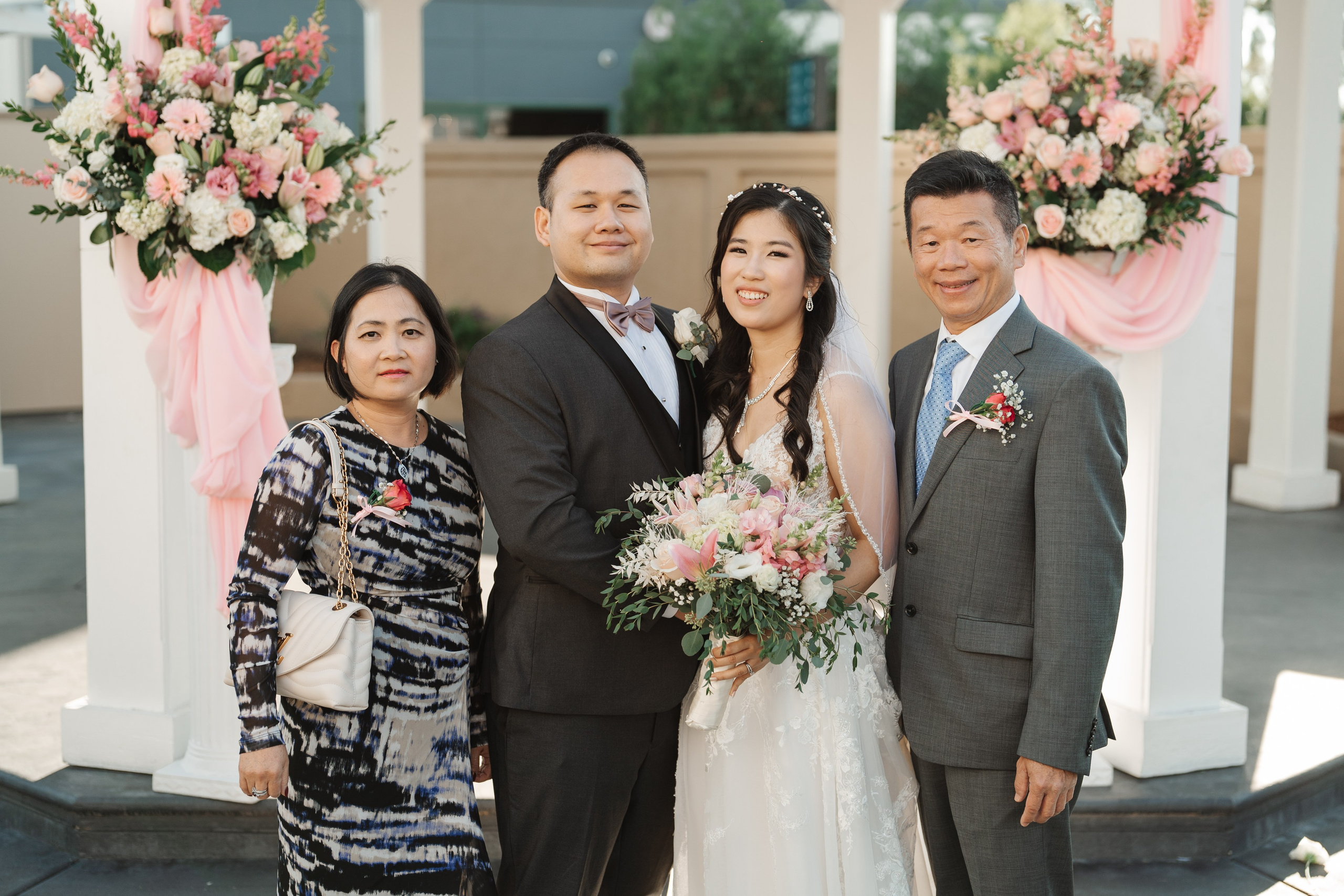 2025-08-16_AndreaChristopher. Ретушер Зенькевич Света