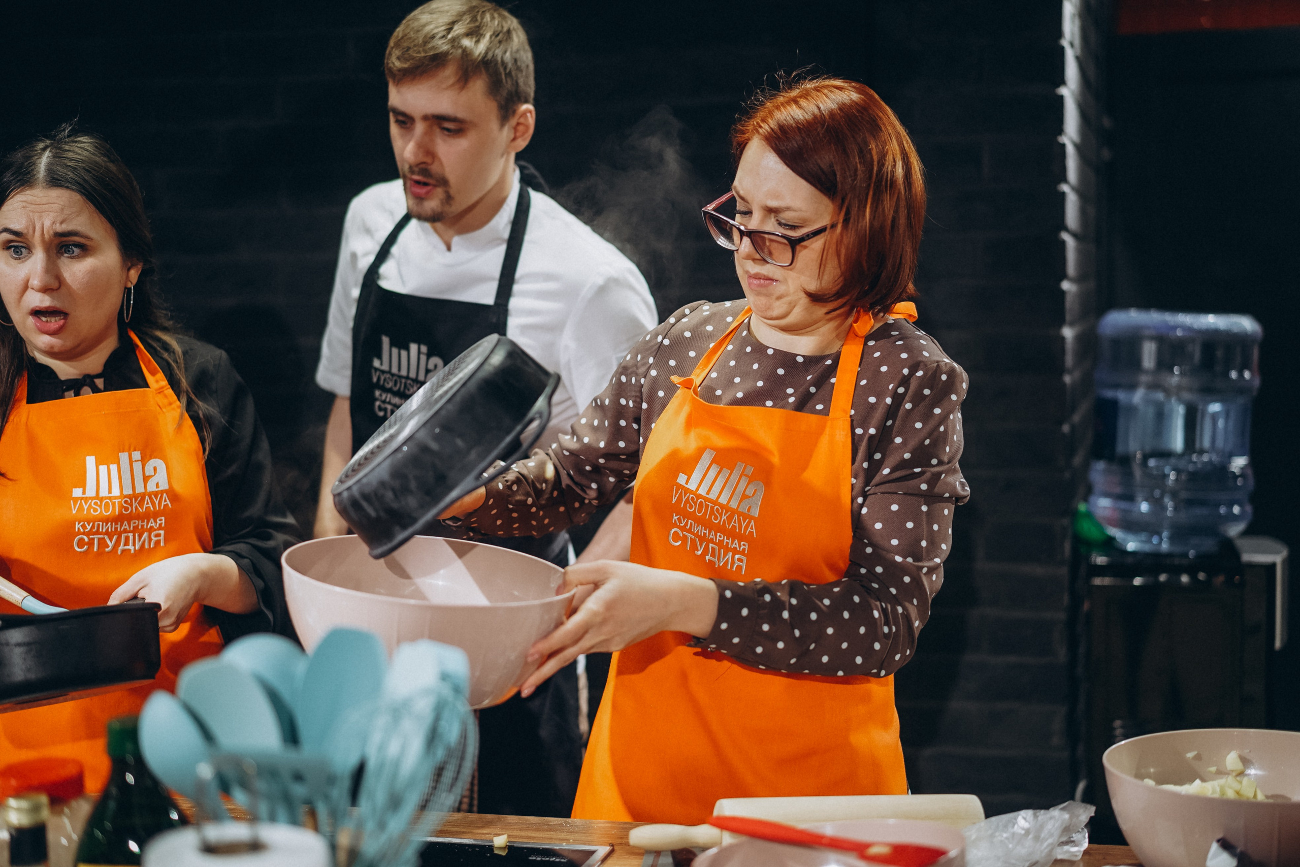 Репортаж с кулинарной студии Юлии Высоцкой. Портретный фотограф в Москве Илья Корненков