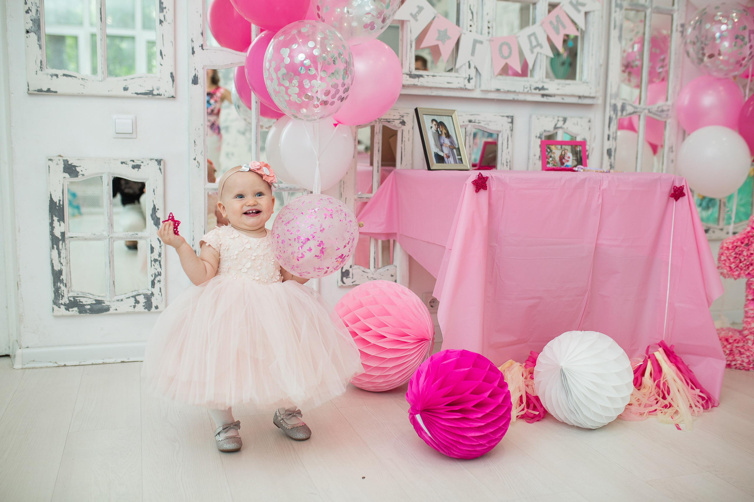 Годик Полине. Фотограф на Крещение, семейный фотограф в Москве