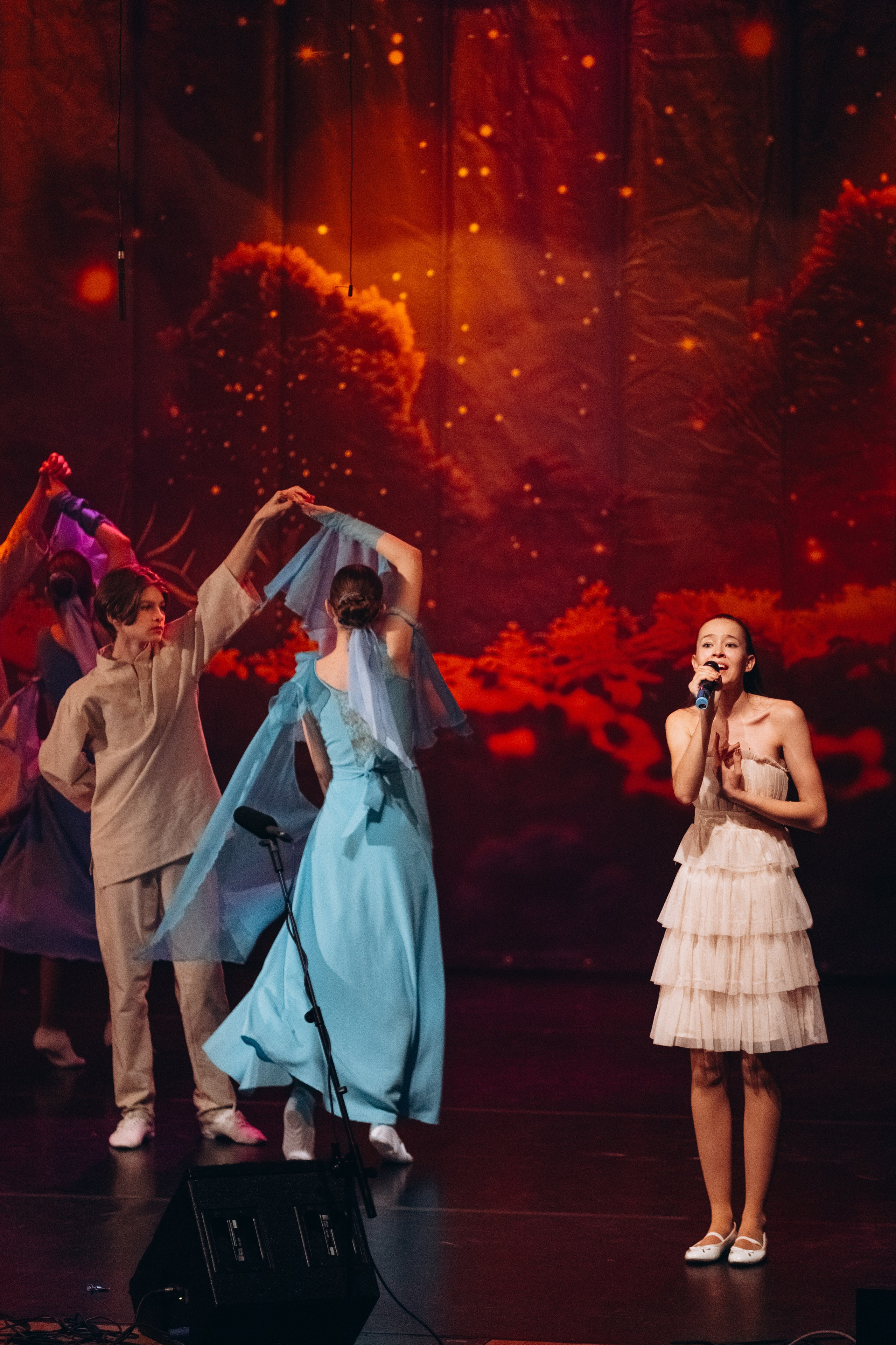 Сцена. Фотограф Людмила Оюн