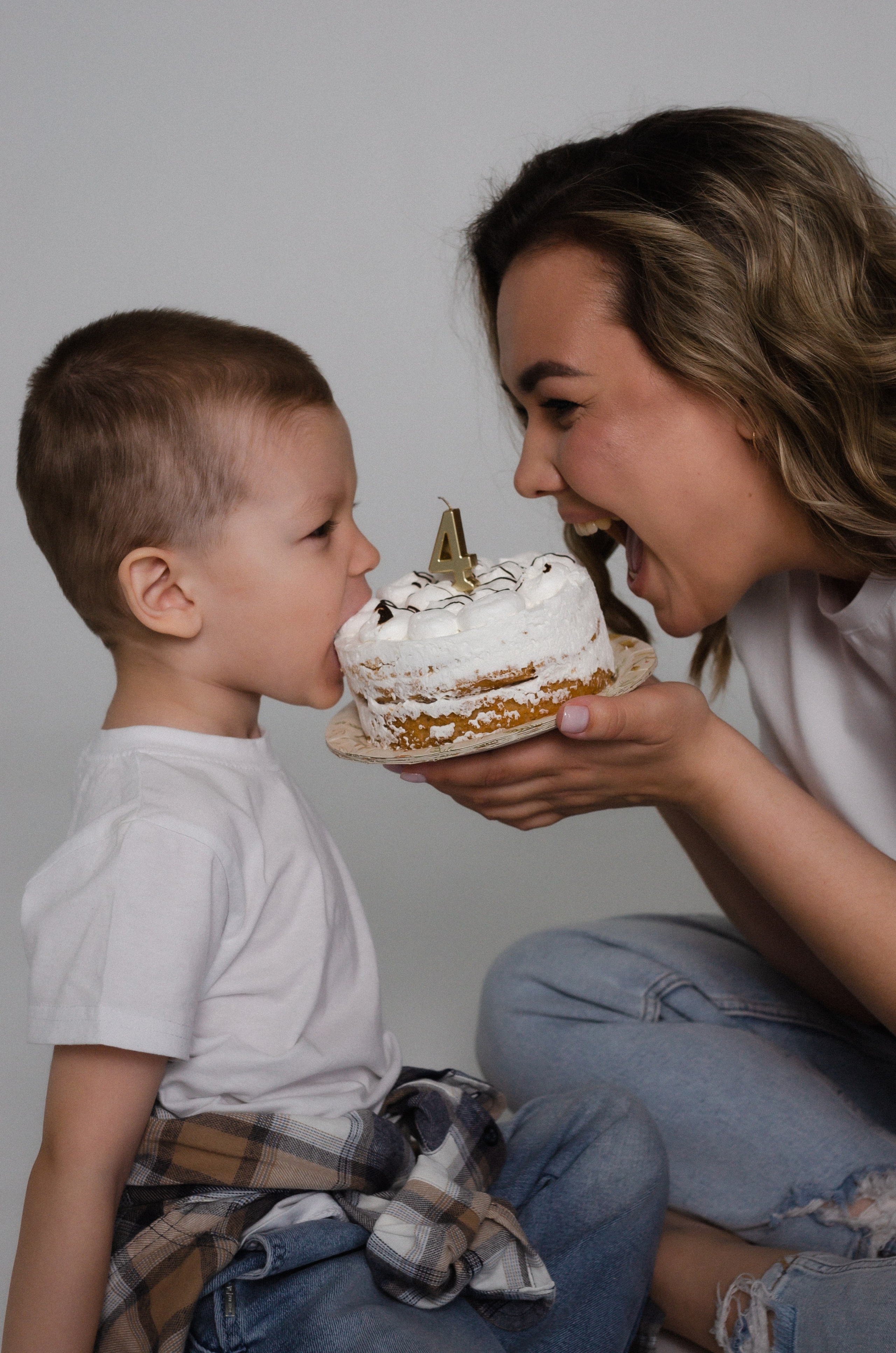 Оля и Мирон. Семейный фотограф в Барнауле и Санкт-Петербурге Ирина Ястребова