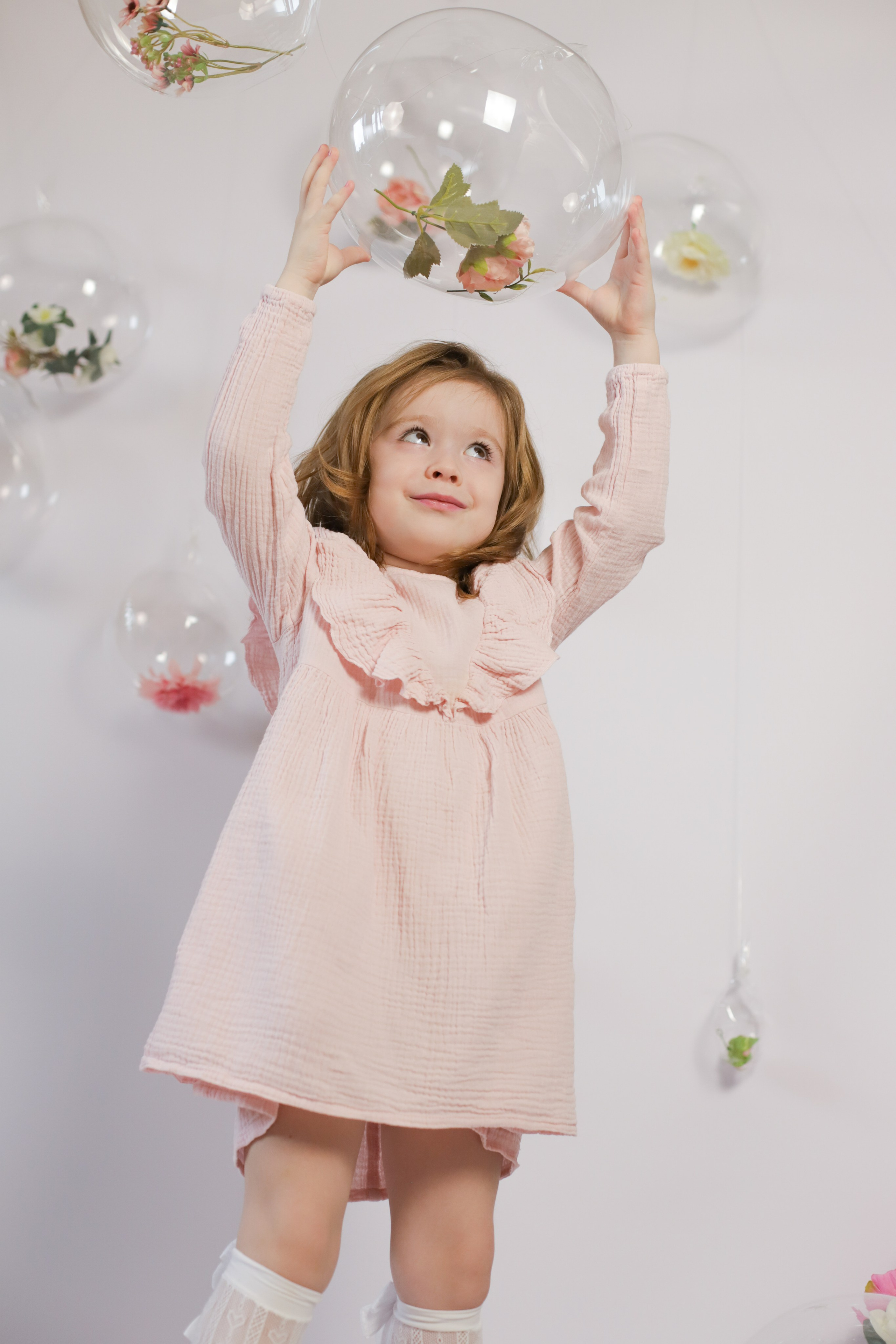 Девочка с цветочными пузырями. Диана Николаева — фотограф город Балашиха