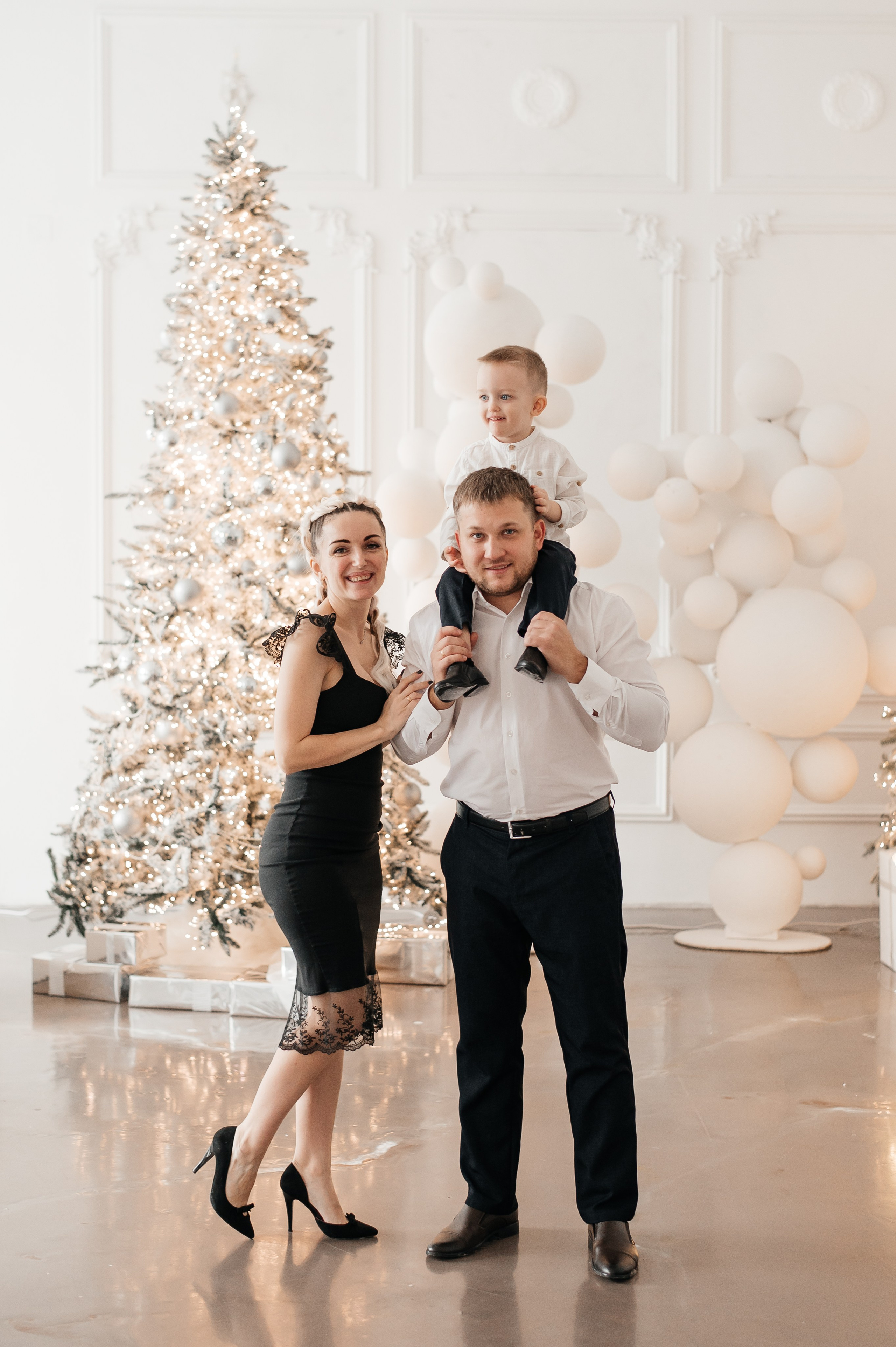 Смотреть в одну сторону. Свадебный и семейный фотограф в Красноярске Виктория Тимонина