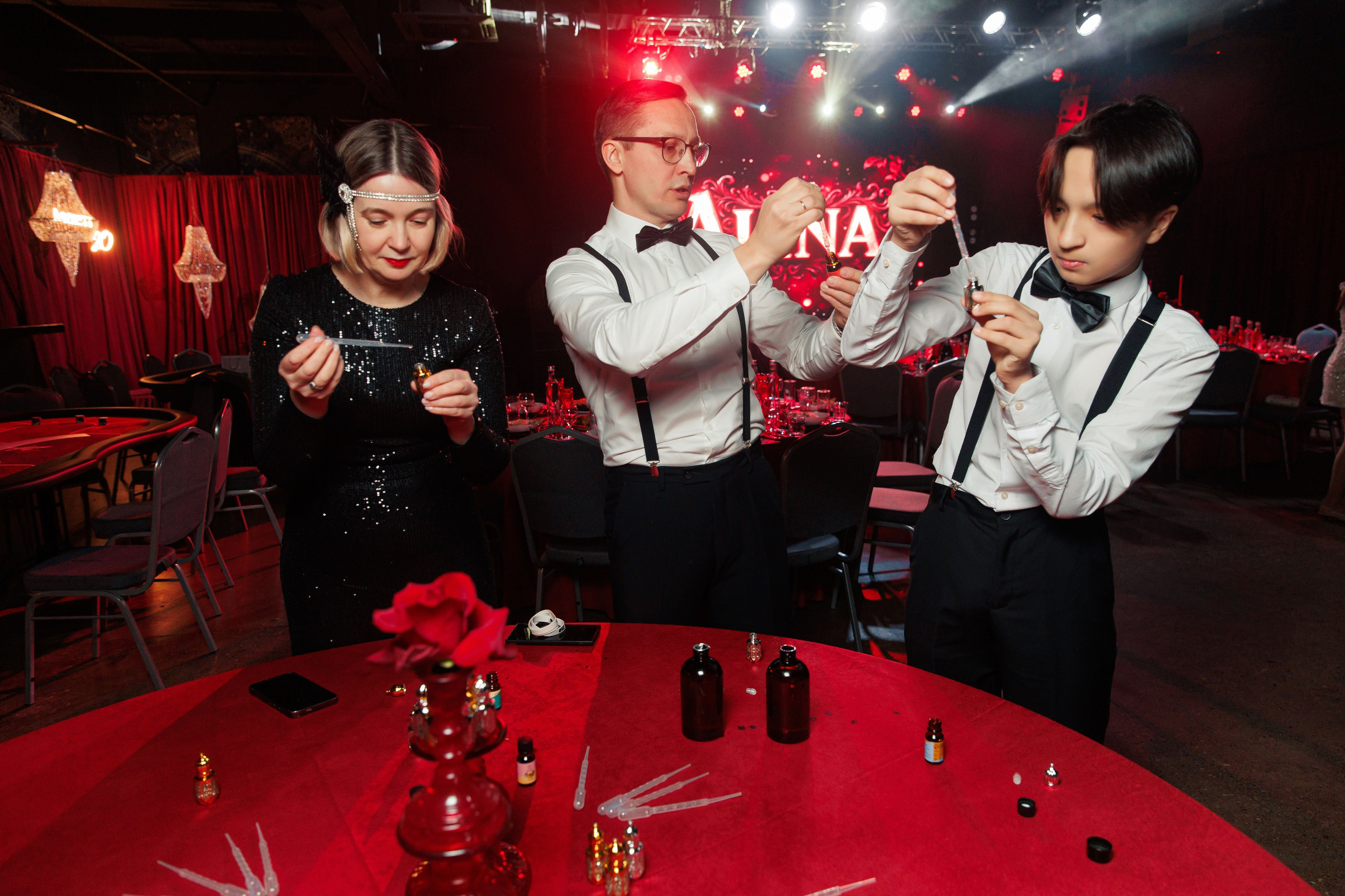 День Рождения в стиле Moulin Rouge. Репортажный и свадебный фотограф в Уфе Павел Кожевников