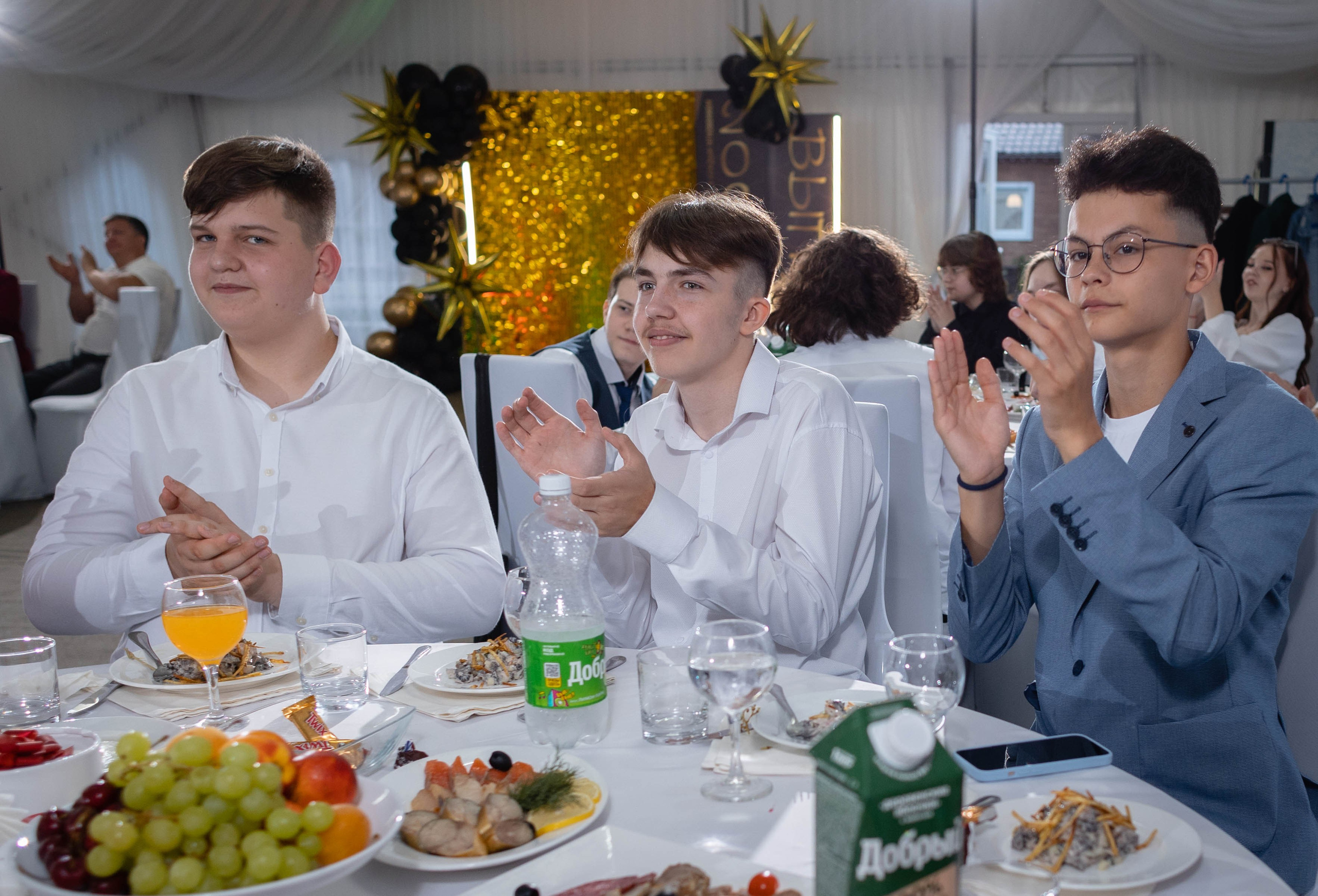 Выпуск 2024 9 кл г. Теплая. Фотограф Татьяна Орлова