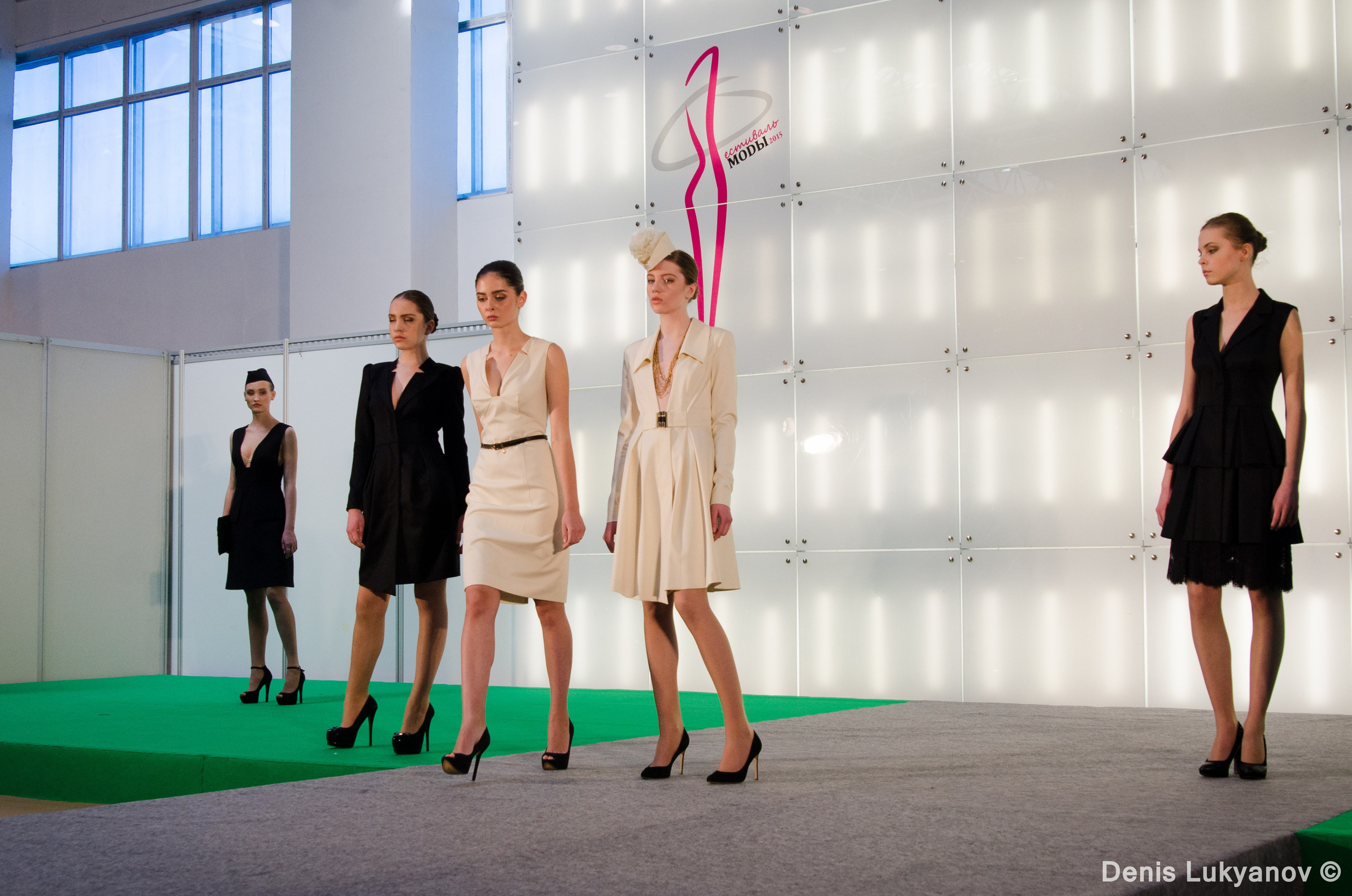 Формула Моды.Континент. Свадебный и семейный фотограф Денис Лукьянов в Краснодаре, Краснодарском крае и Республике Крым