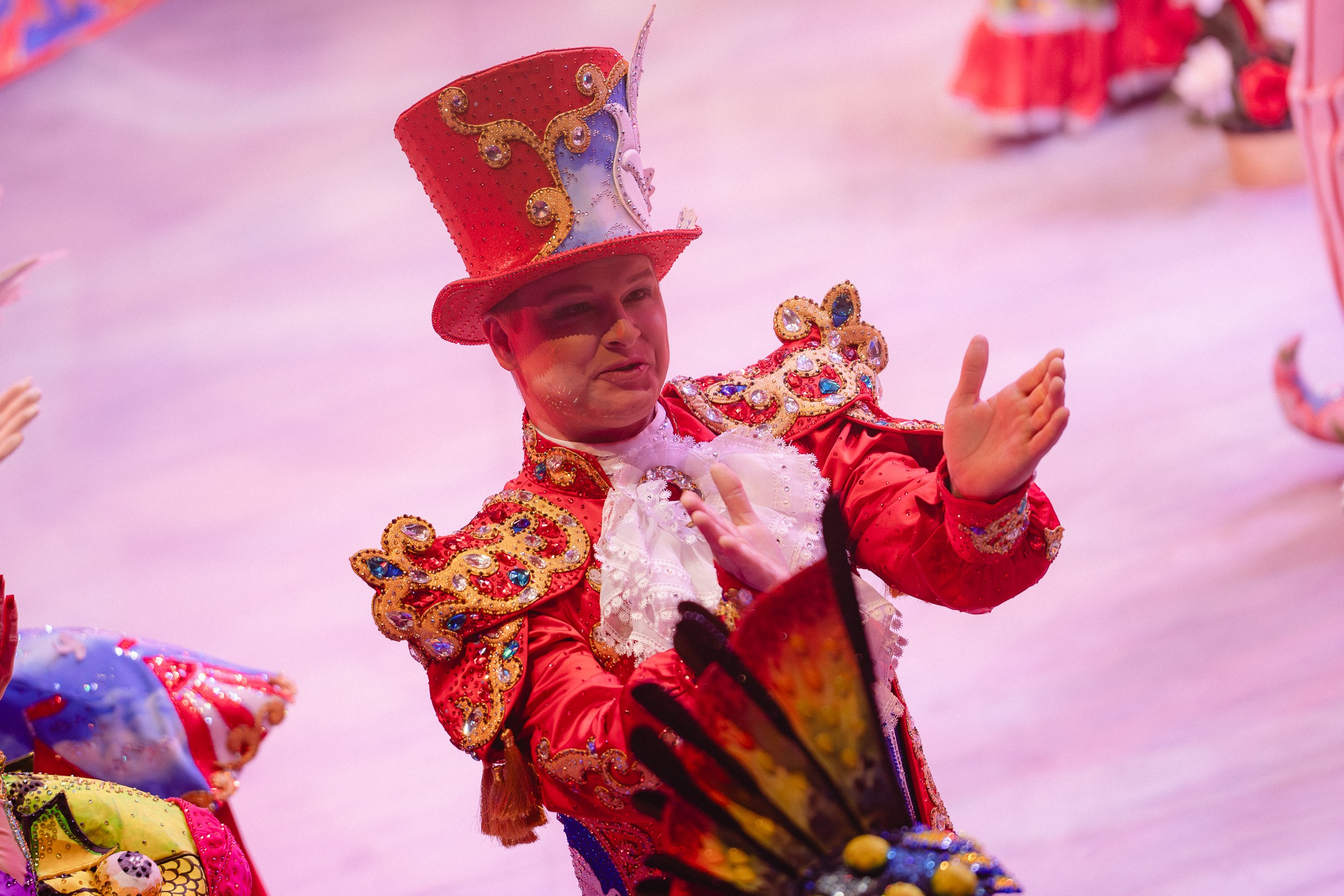 5 Континентов — Пресс-показ в Новосибирском Цирке. Воробьева Ксения — Спортивный и танцевальный фотограф Новосибирск