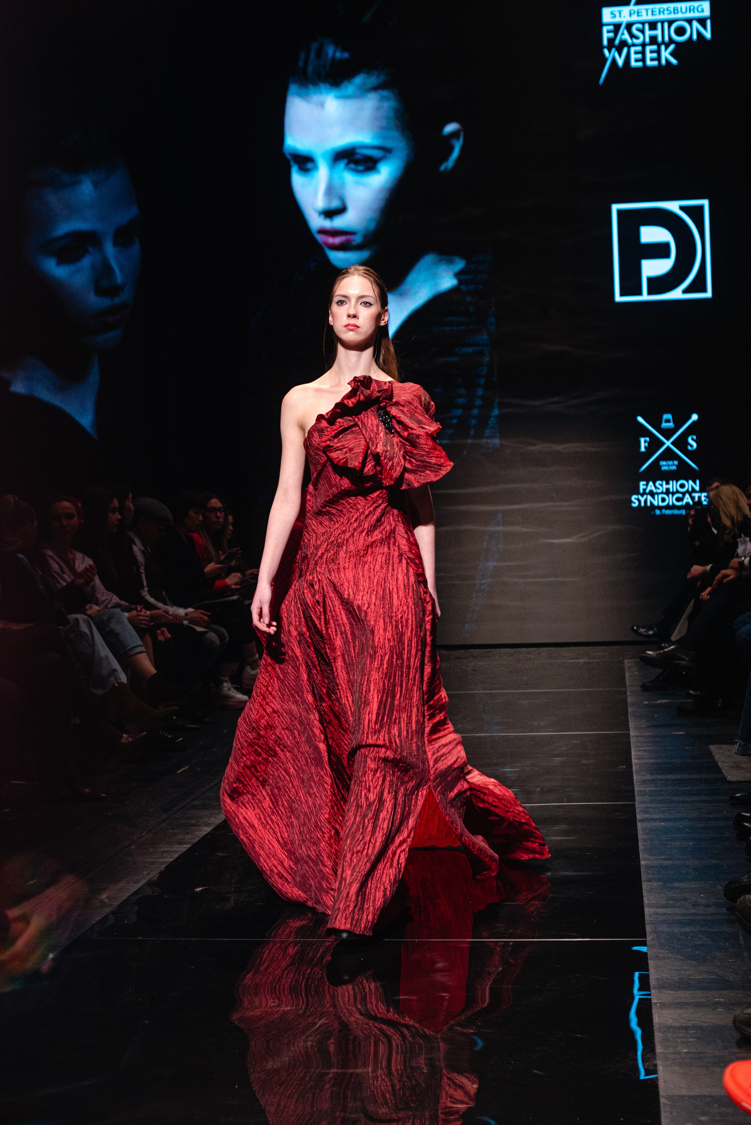 SPBFW'24 // SPb Fashion Week 2024. Фотограф Элина Брусенцева
