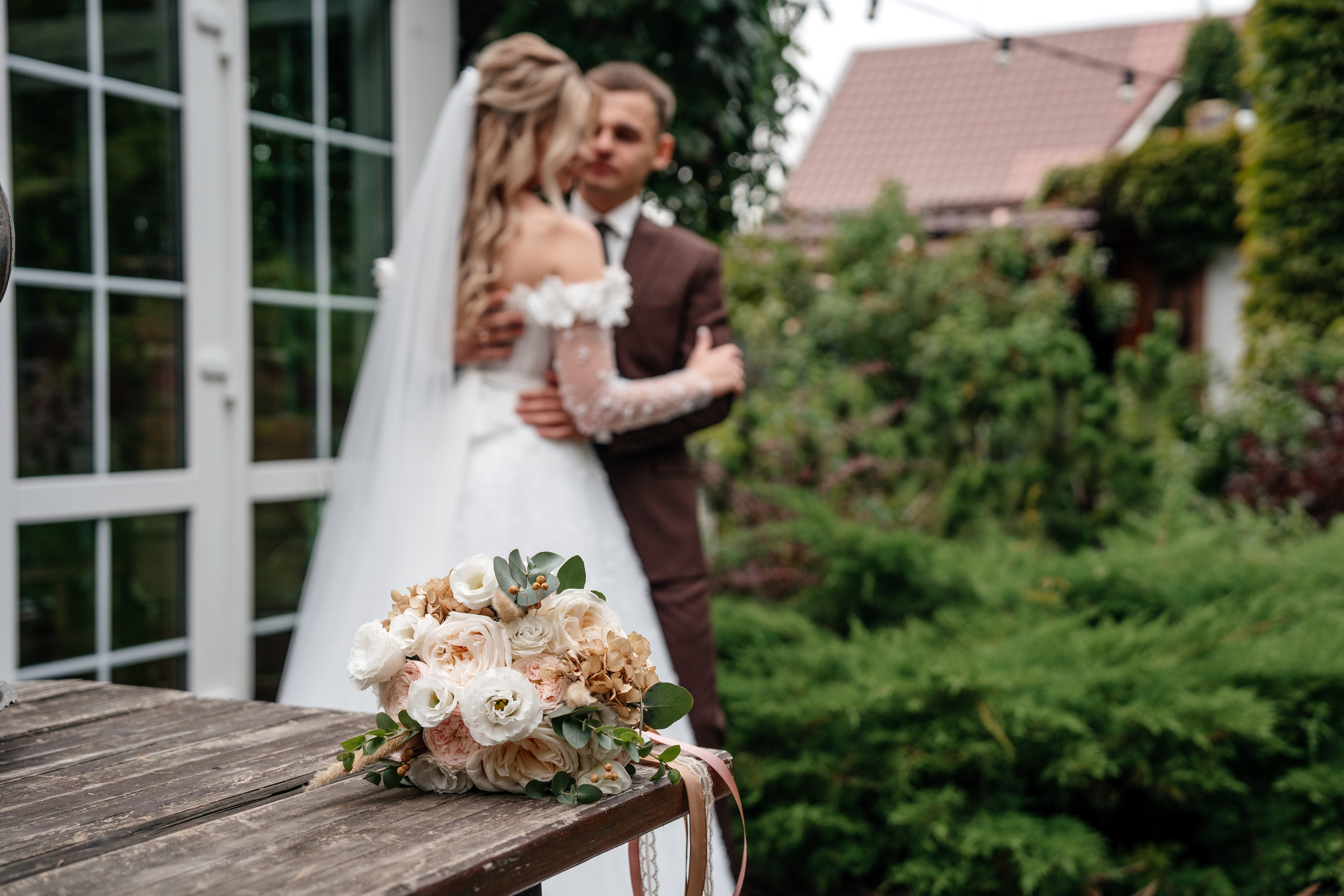 Свадебная прогулка в Теплице Власенко. Свадебный и семейный фотограф Надежда Соловьева