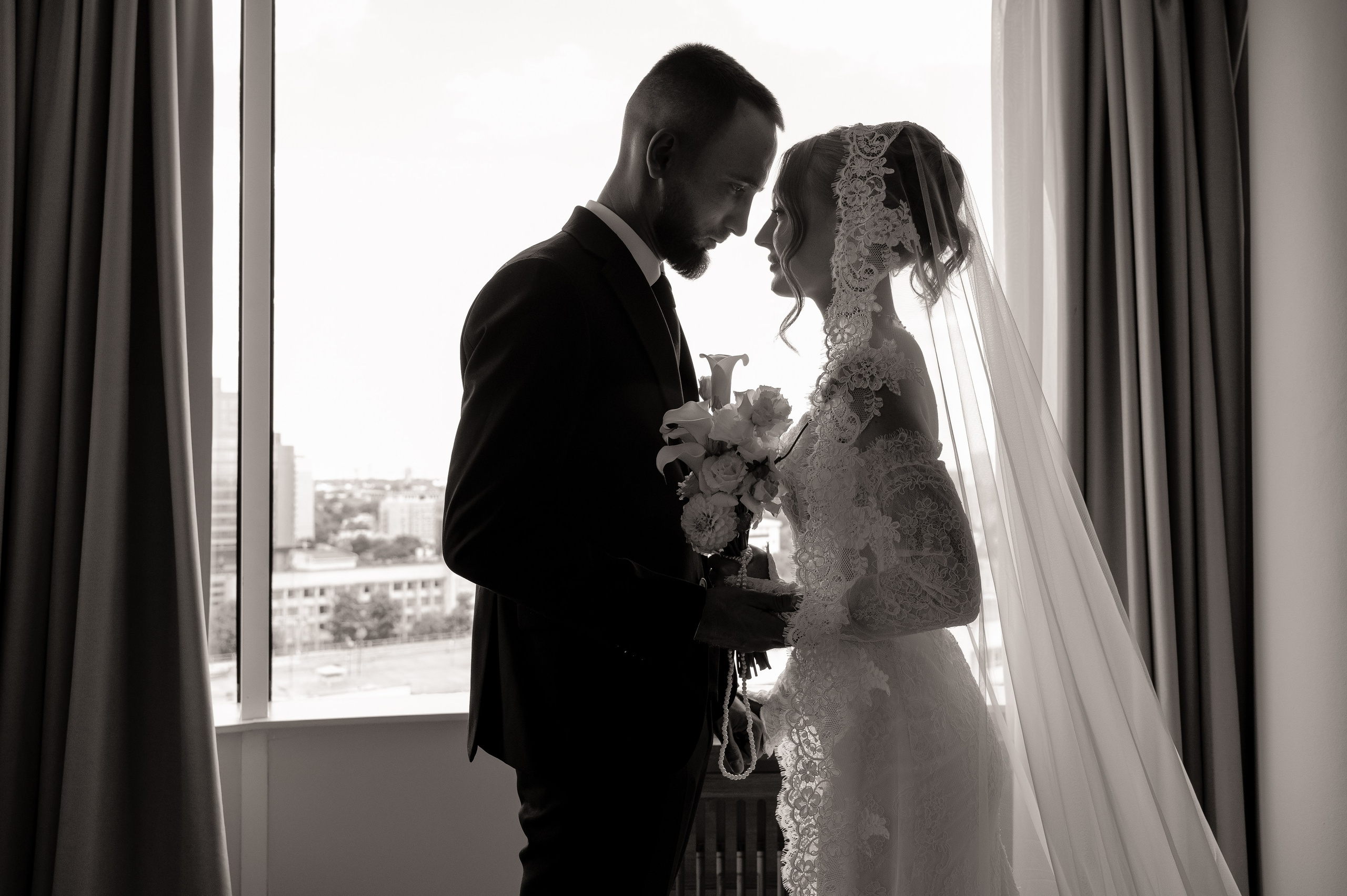 Свадьба (утро в отеле). Свадебный и семейный фотограф в Краснодаре Алина Мельник