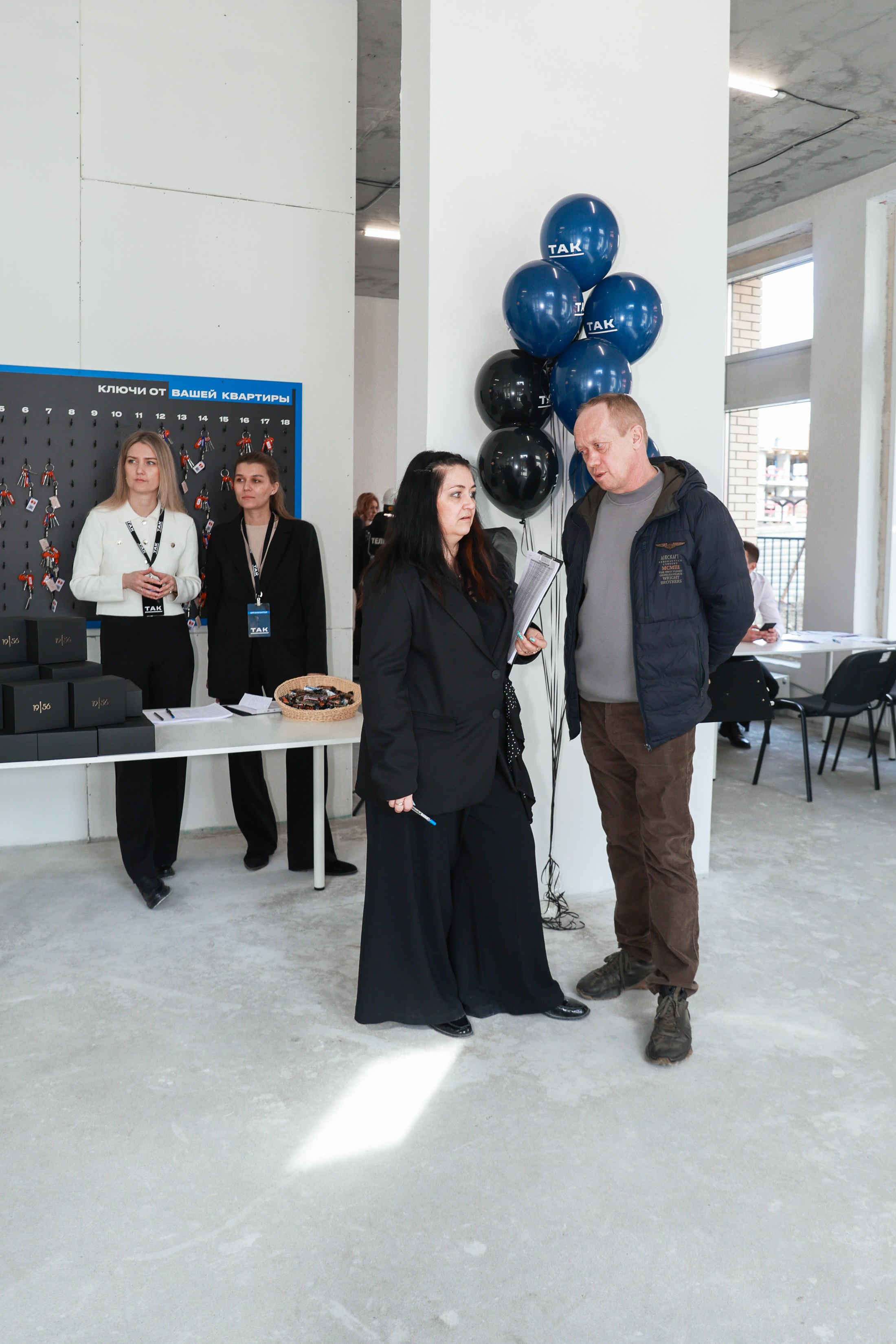 Выдача ключей Кварталы Телецентра 19I56. Фотограф Юлия Мальцева