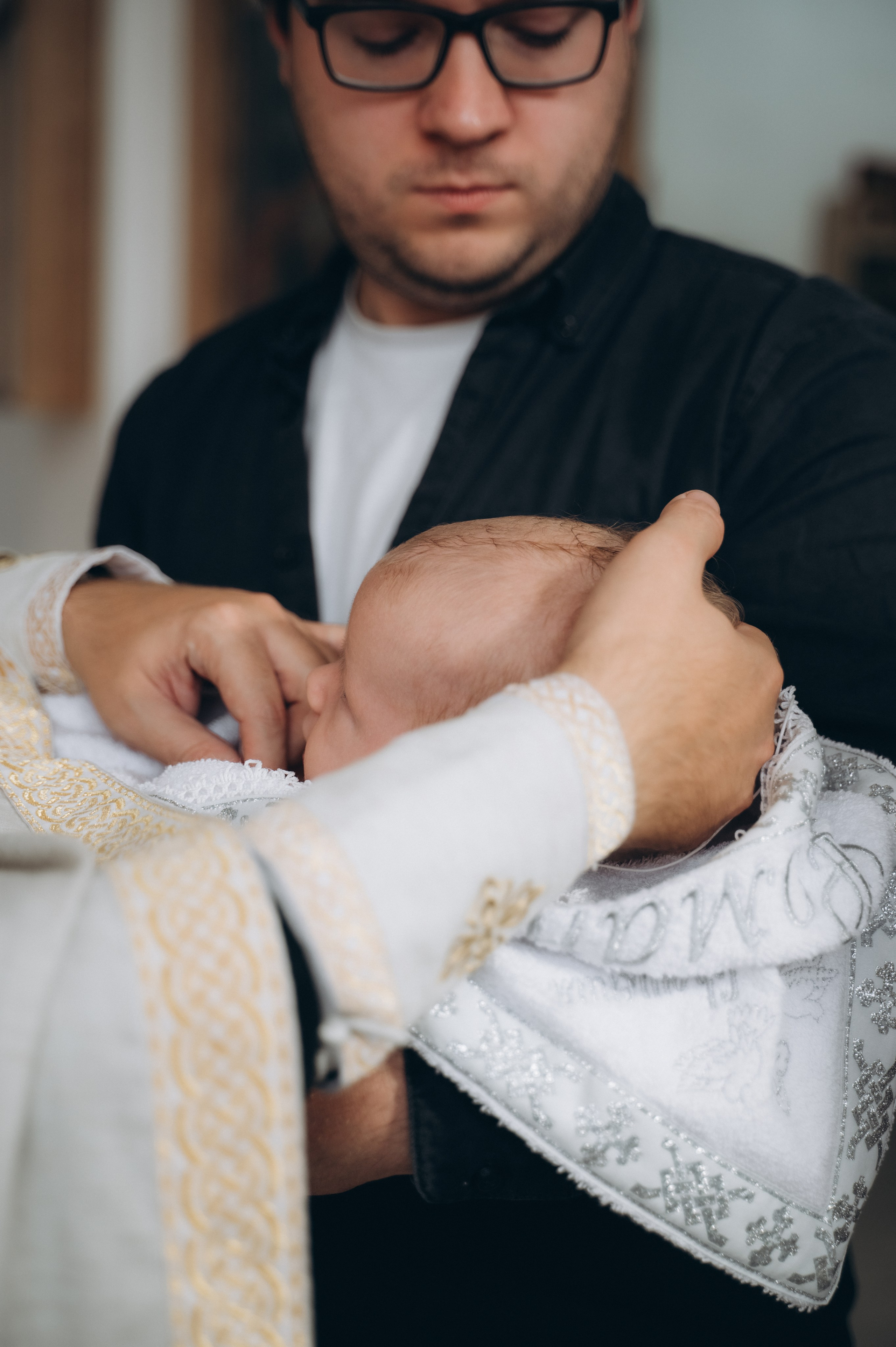 Крещение Ромы (Приход храма святой Равноапостольной княгини Ольги). Семейный фотограф в Минске Дарья Дреко