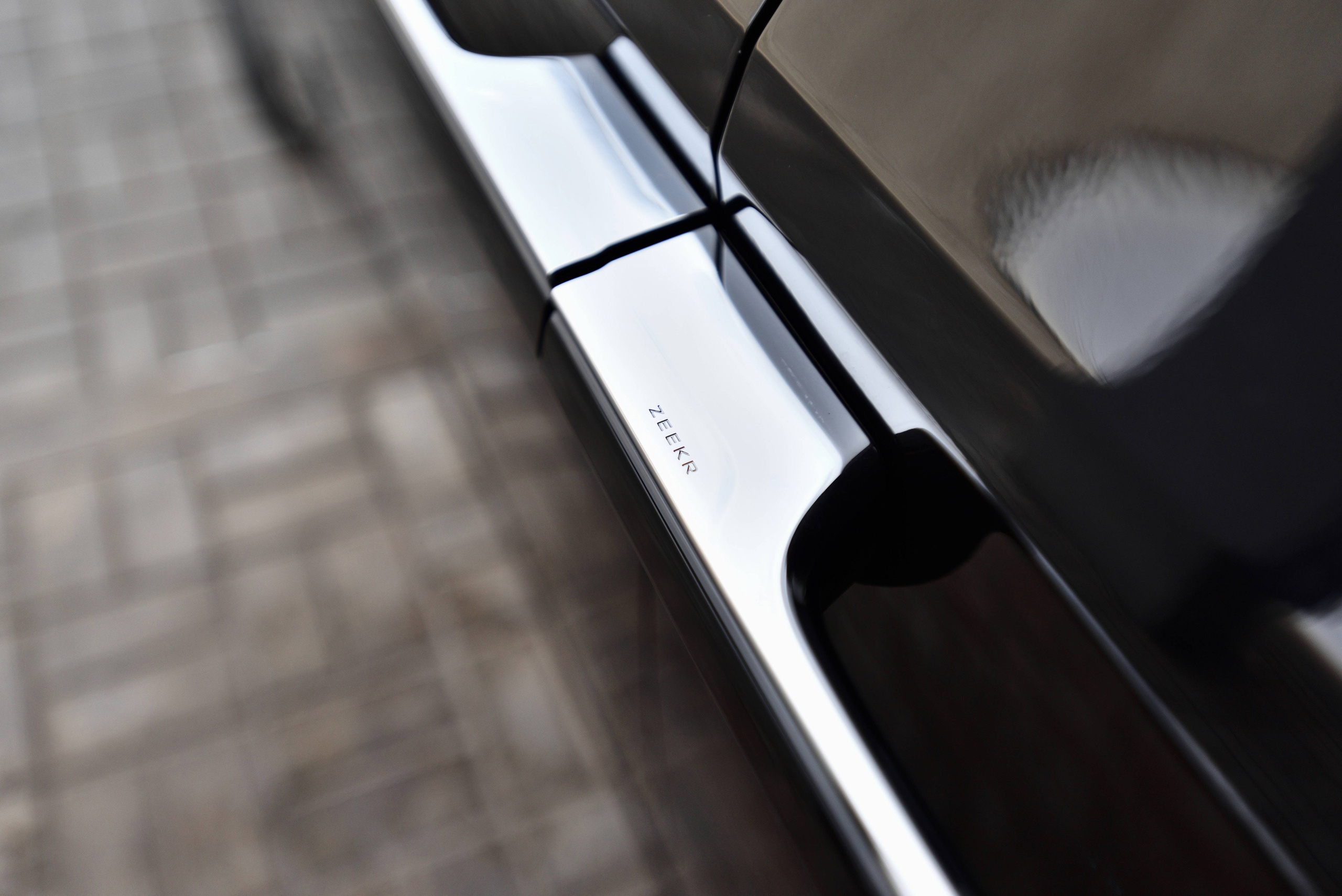 Zeekr 009. Автомобильный и интерьерный фотограф в Минске Александр Тагаев