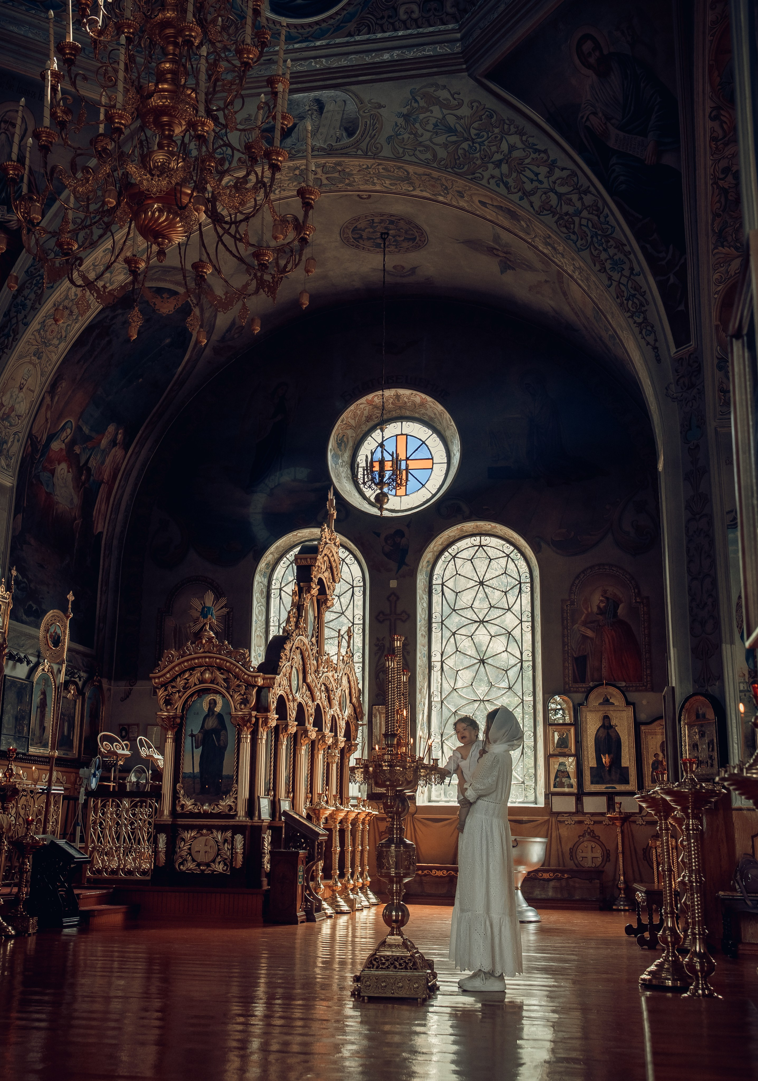 Таинство Крещения Мирона. Свято-Успенский храм. Свадебный фотограф Краснодар Инна Кириенко