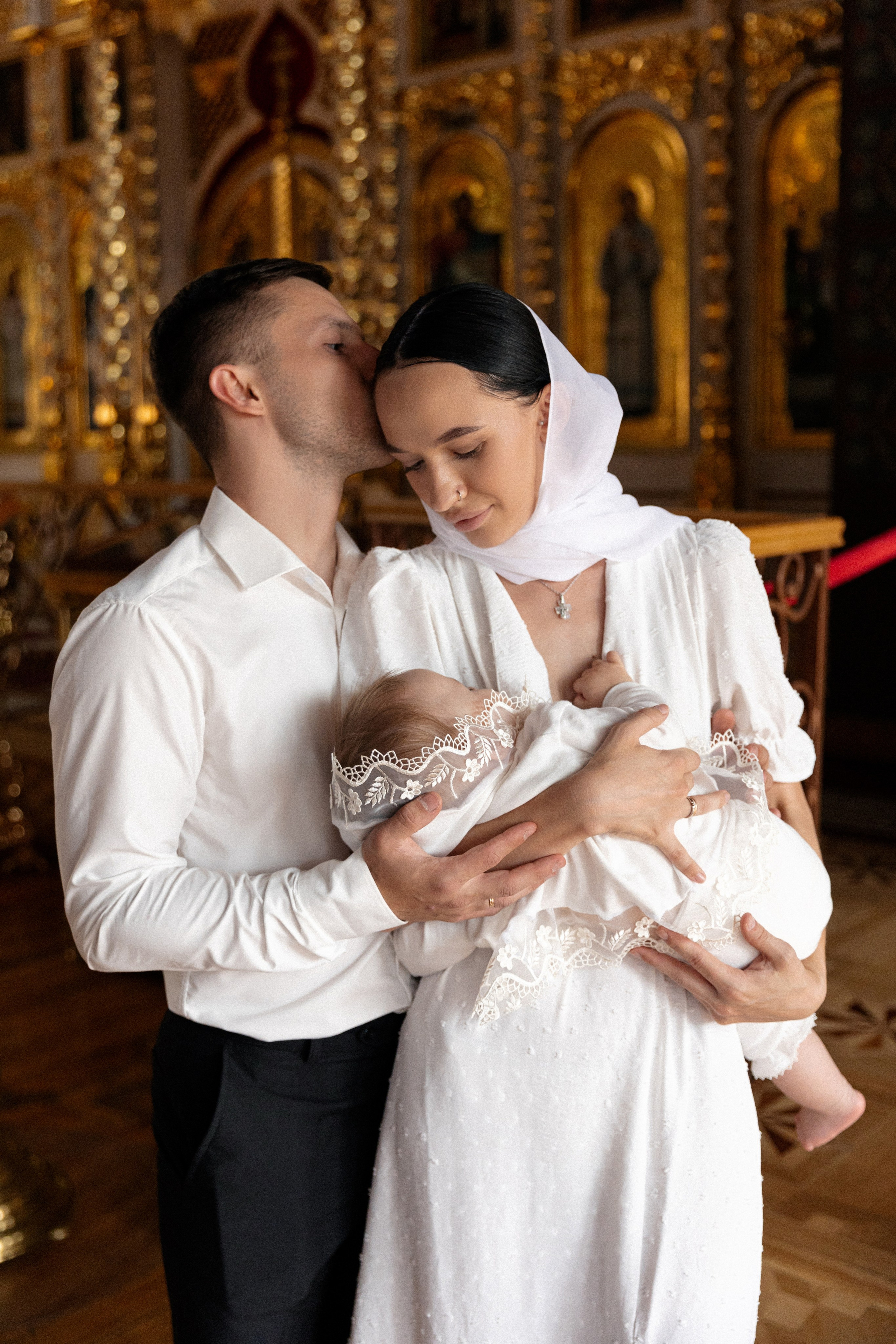 Крещение в Свято-Троицком соборе. Свадебный фотограф и видеограф Краснодар, Ростов, Сочи, Новороссийск