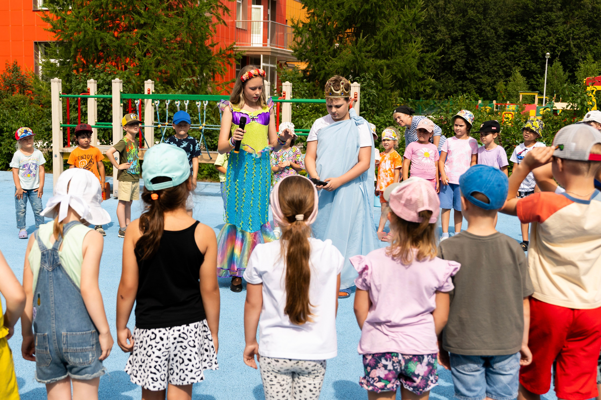 Игры на свежем воздухе. Фотограф Юлия Попова