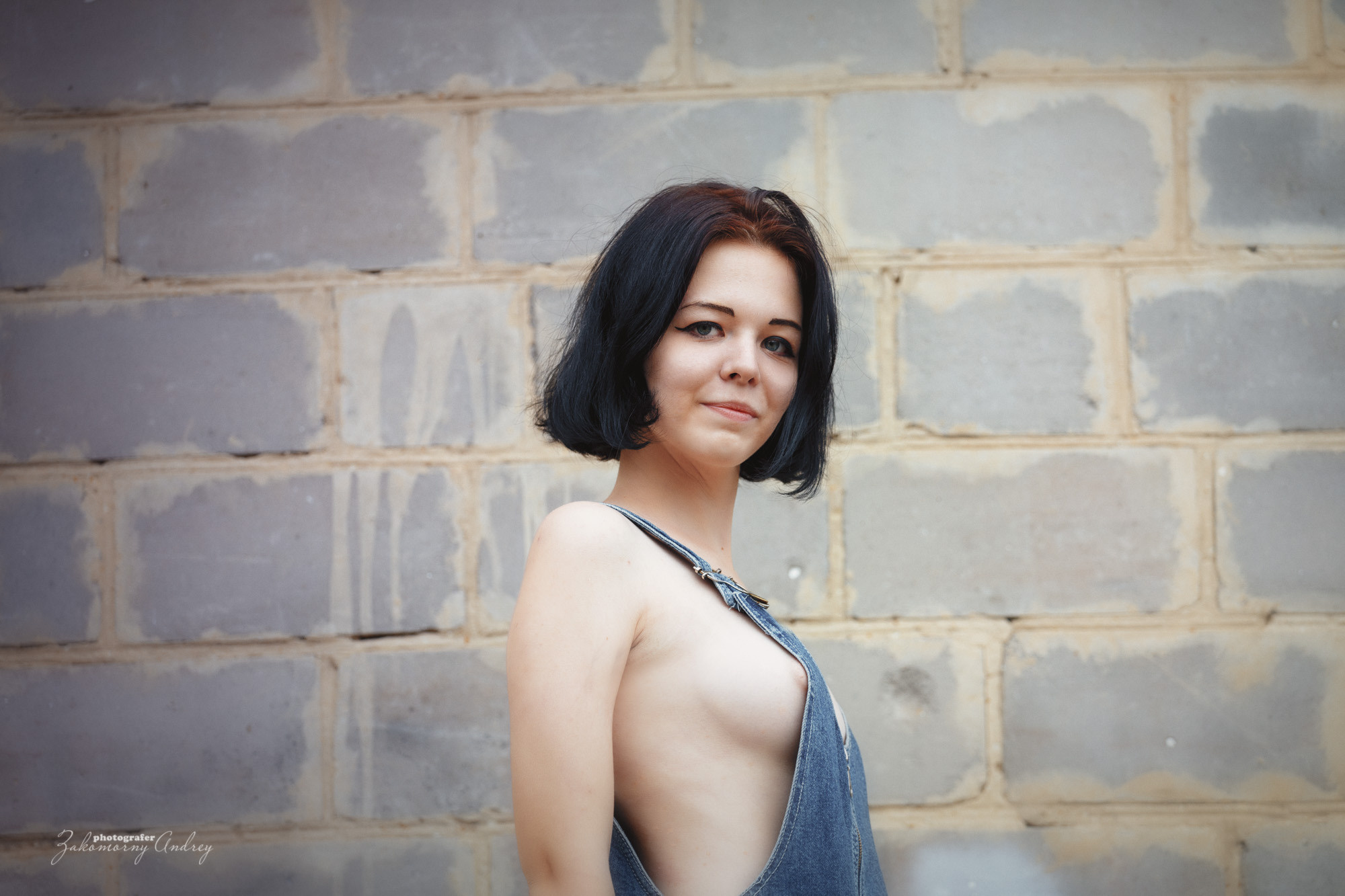 Фотосъёмка на природе и пленэре, грамотный фотограф красиво фотографирует обнаженную натуру в любый локациях. Фотосессия в красоте. 