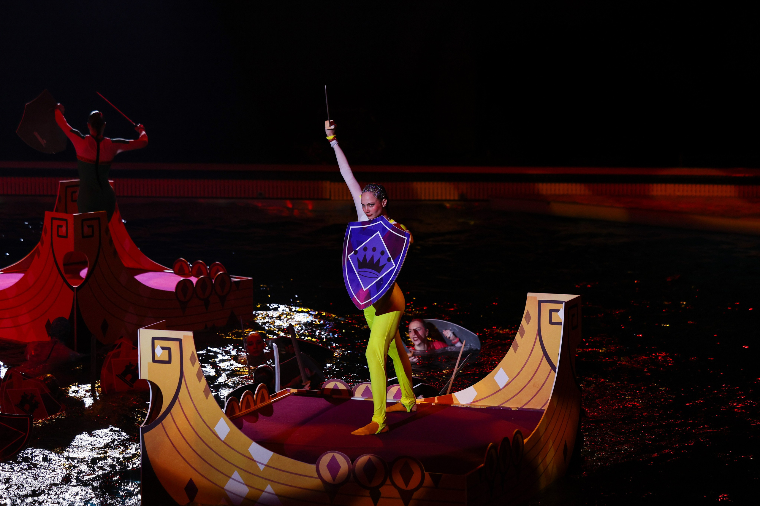 «Сказка о царе Салтане» спектакль на воде 30.12.2025. Спортивный и репортажный фотограф Антон Тереханов