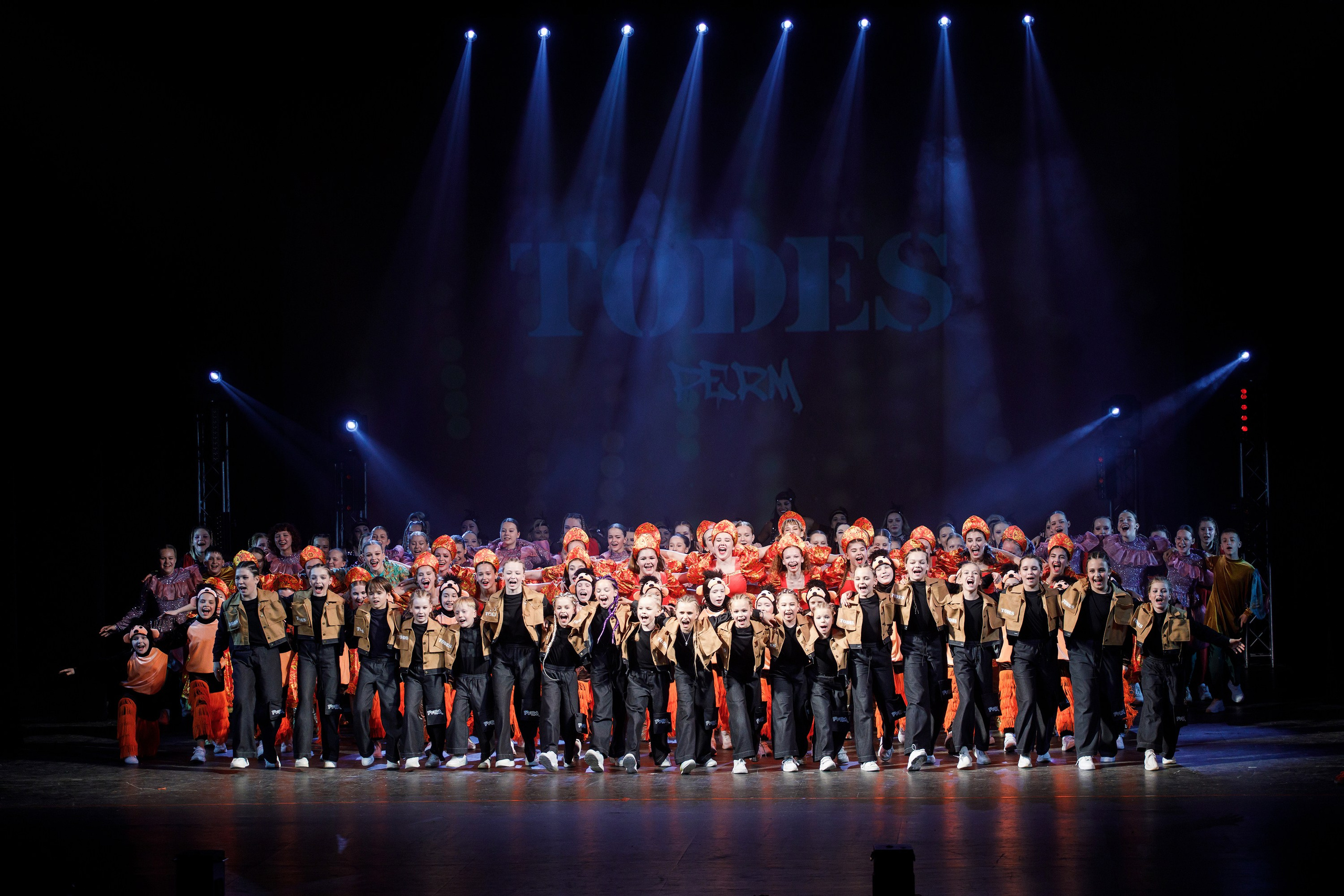 Отчётный концерт TODES Пермь. Фотограф Дмитрий Молчанов | Фотограф Пермь | Фотограф