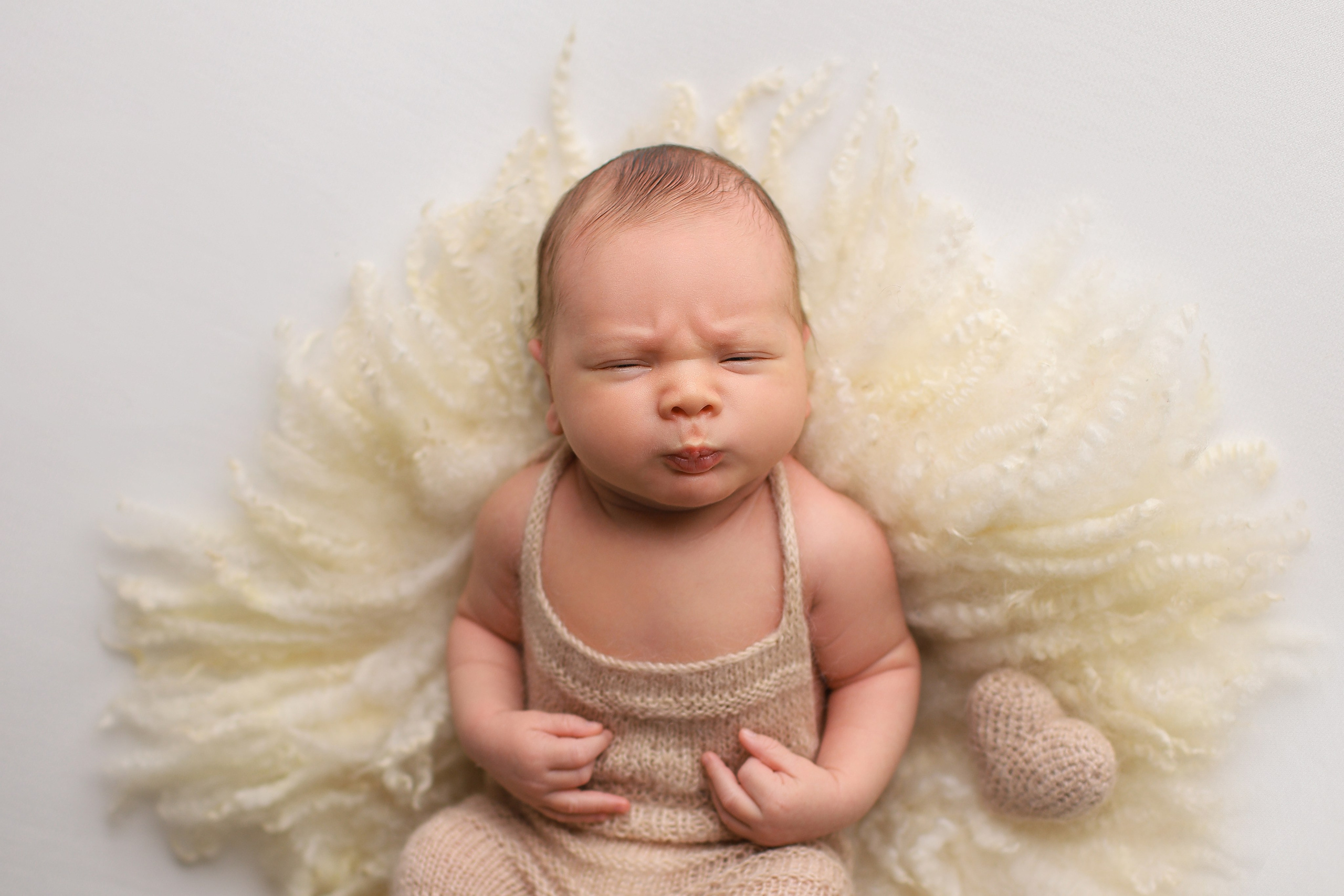 Ирина Кан Фотограф новорожденных в Екатеринбурге