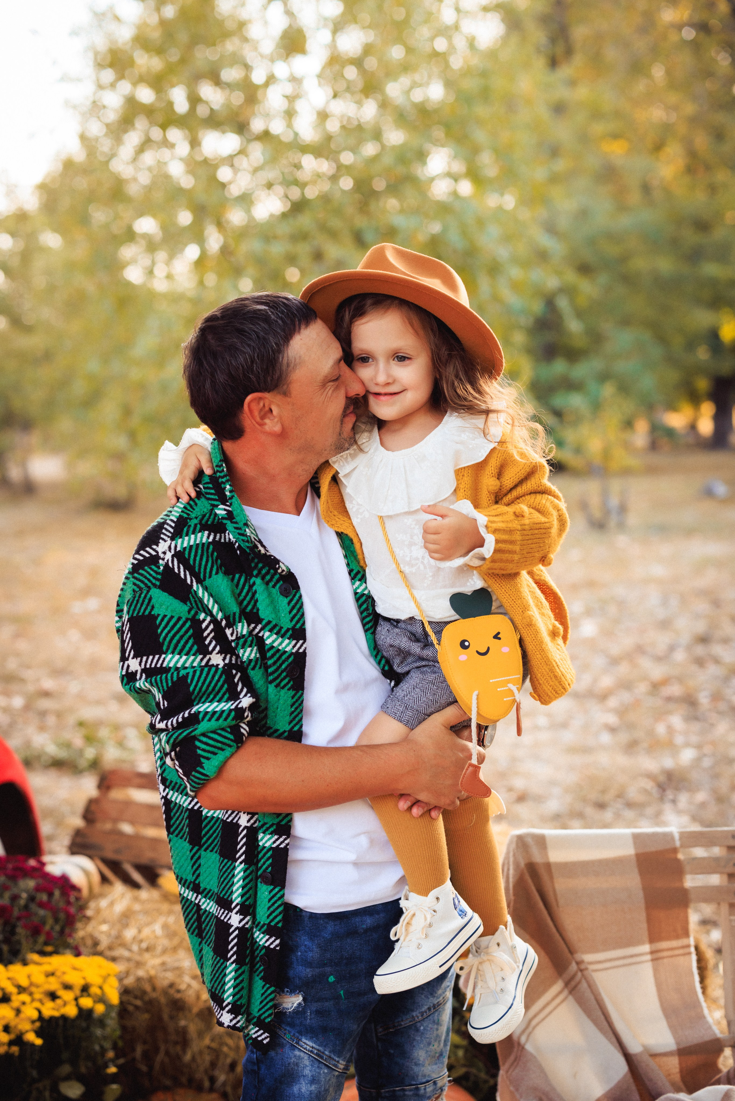 Осенняя фотосессия с Ретро автомобилем в городе Краснодаре. Семейный и детский фотограф в Краснодаре Анна Трашкова