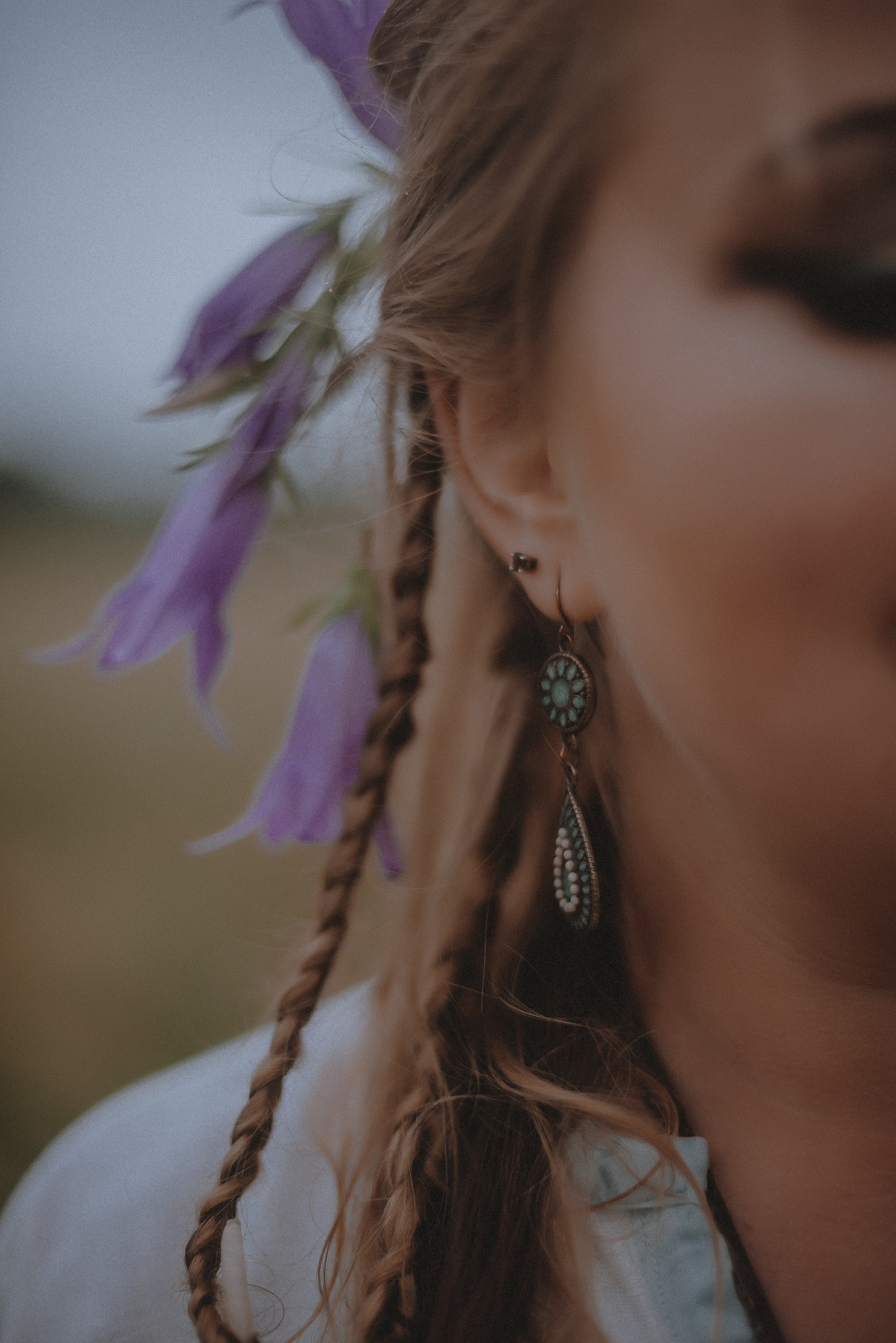 Славянская мифология. Богиня Девана, бог Сварог и волк Ратибор. Свадебный и семейный фотограф в Москве Сажина Кристина КиМ. Свадебный оператор в Москве Сажин Максим