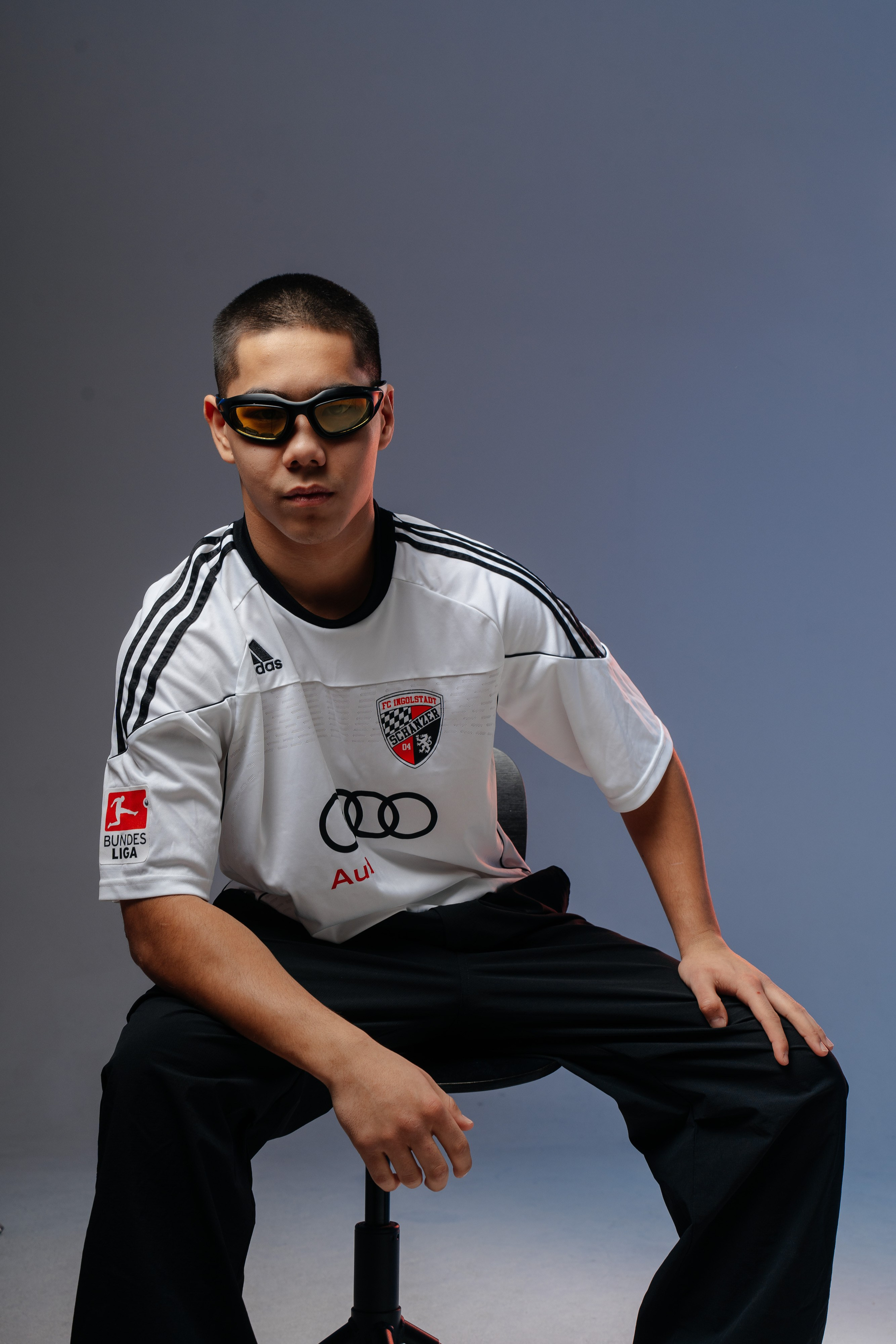 Личный разворот. Выпускные альбомы в Нур-Султане (Астана) и по всему Казахстану