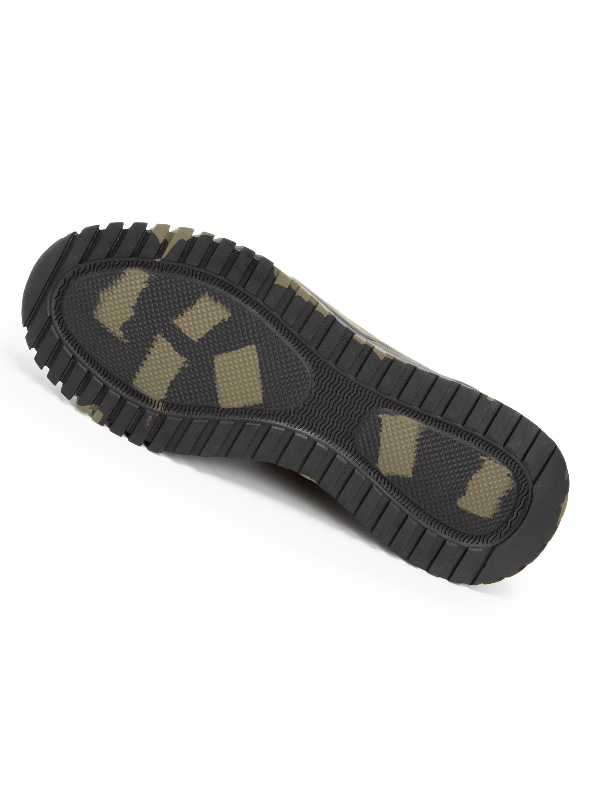 Каталожная фотография обуви. Фотограф в Москве Егор Гончаров