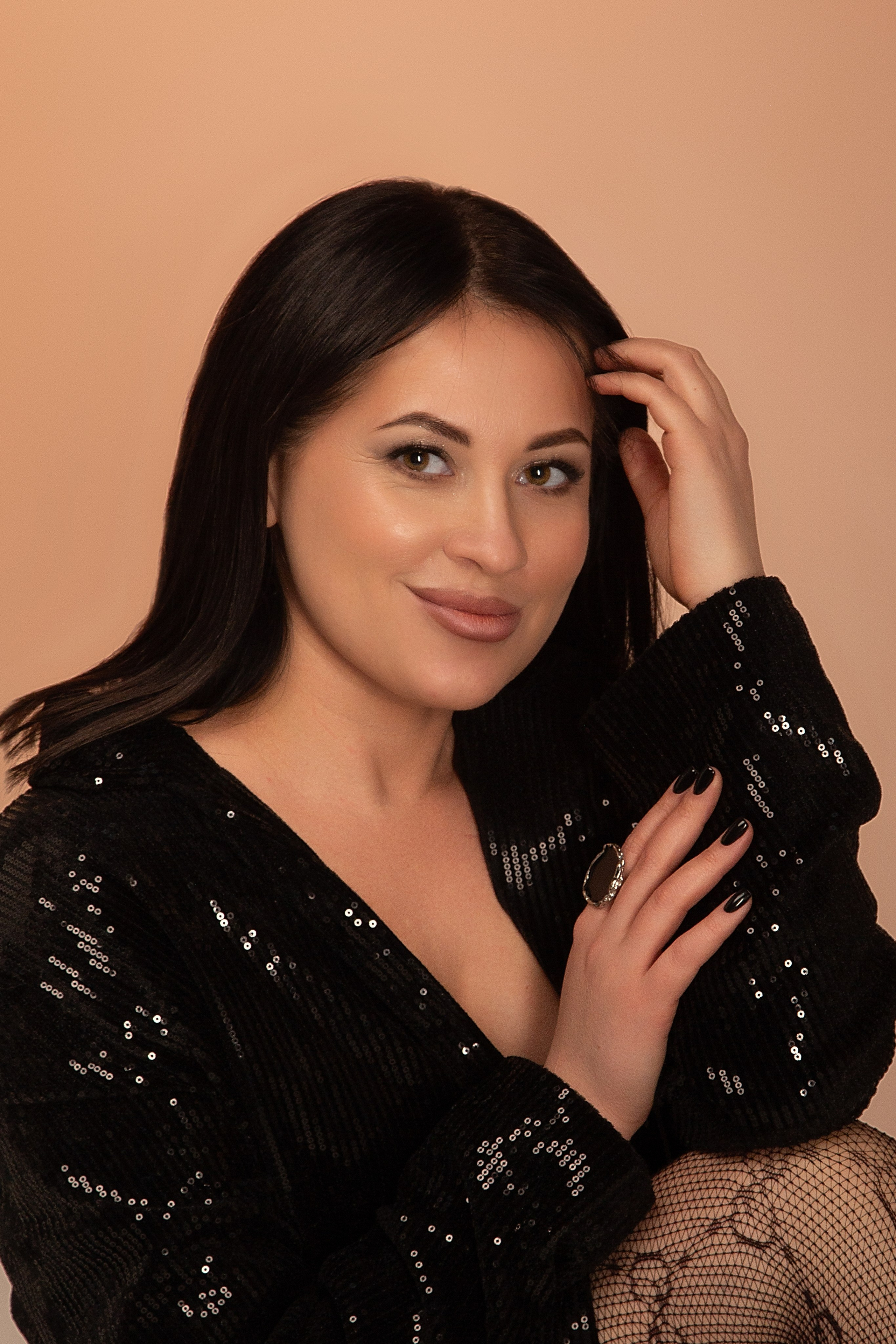 Студийная съемка на циклораме. Фотограф в стиле Vogue в Орле