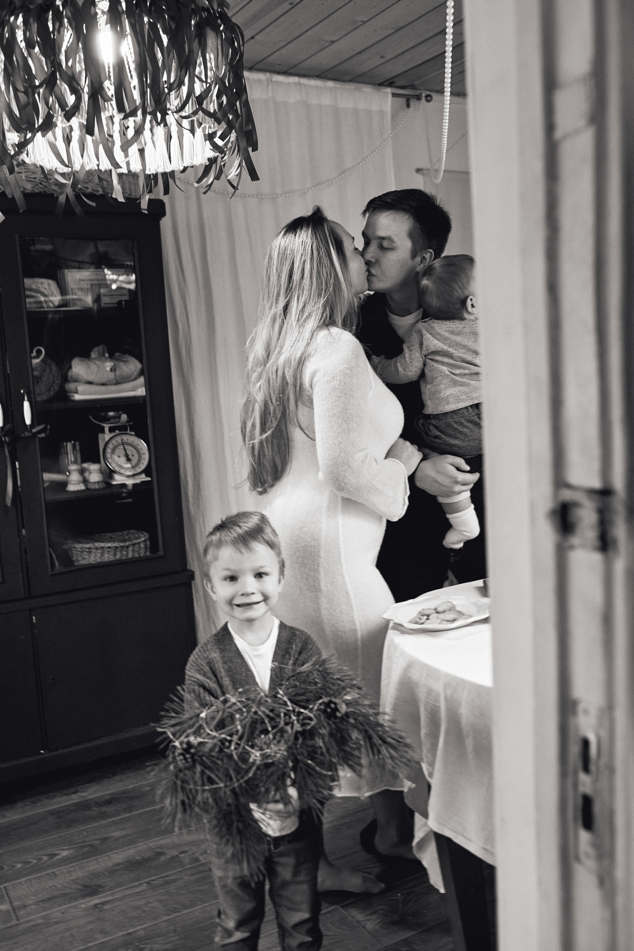 Наталья, Даниил и Дима с Андреем. Http://mira-photo.ru/