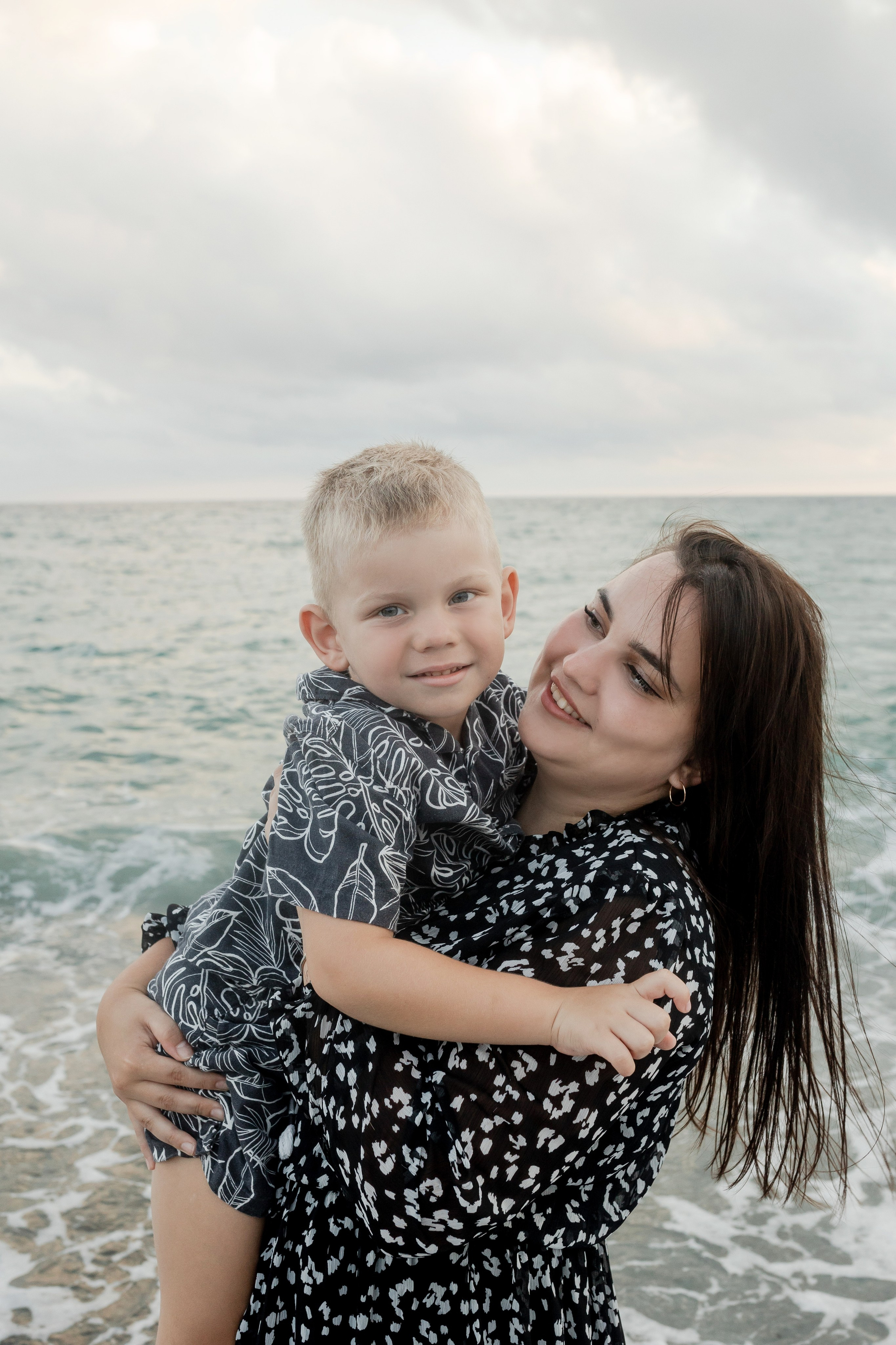 Надежда, Павел, Дима, Мария, Сергей, Настя. Фотограф в Геленджике, Архипо-Осиповке, Абрау-Дюрсо, Кринице Виктория