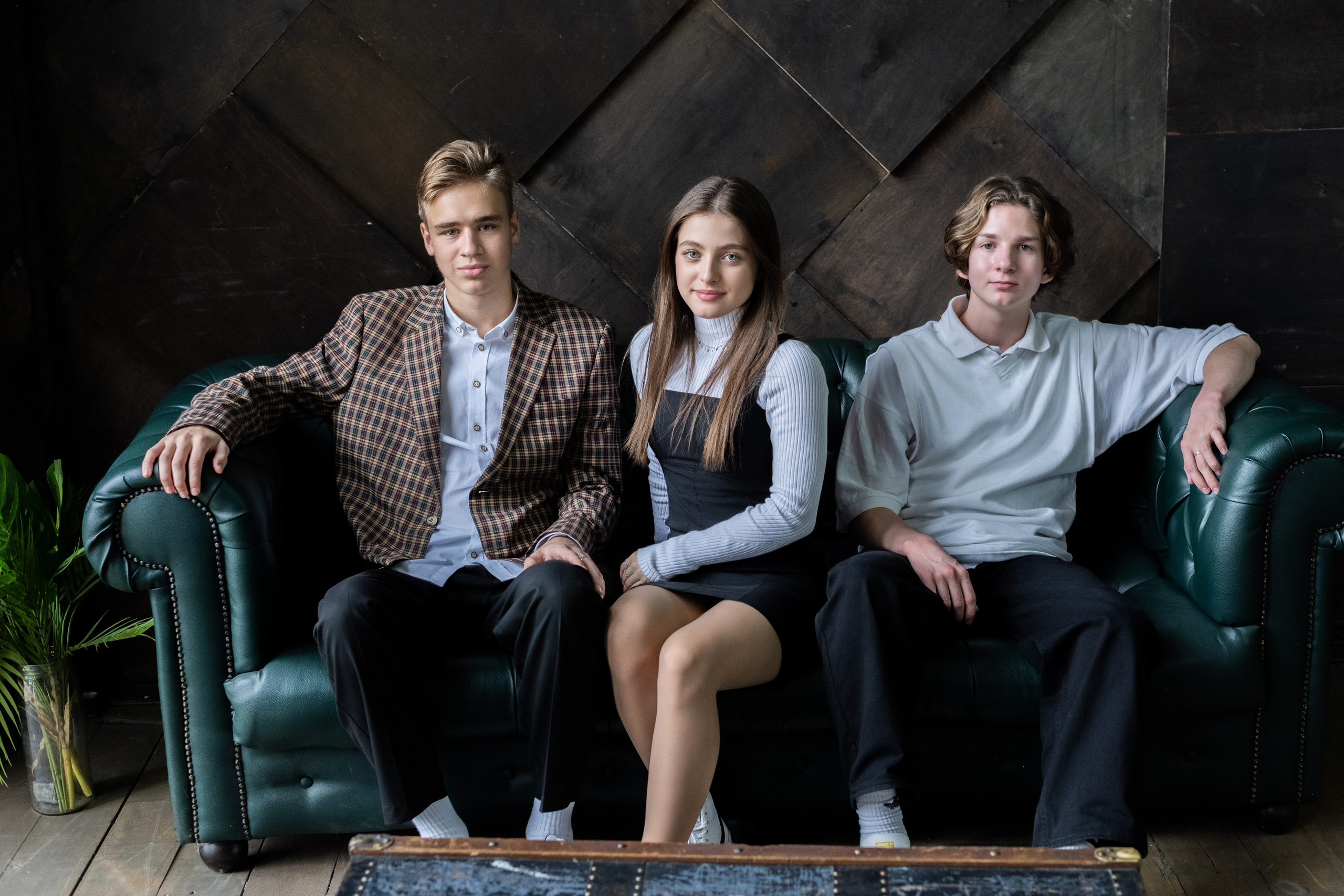 Пример фото выпускников в студии. Выпускные альбомы в Подольске Москве и МО