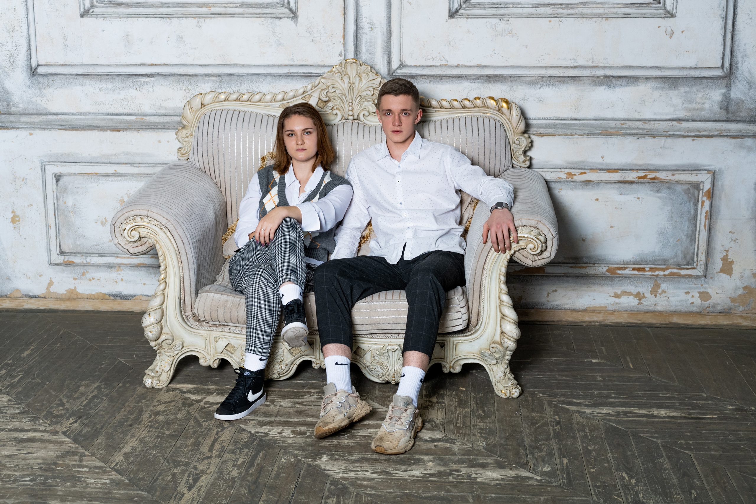 Пример фото выпускников в студии. Выпускные альбомы в Подольске Москве и МО