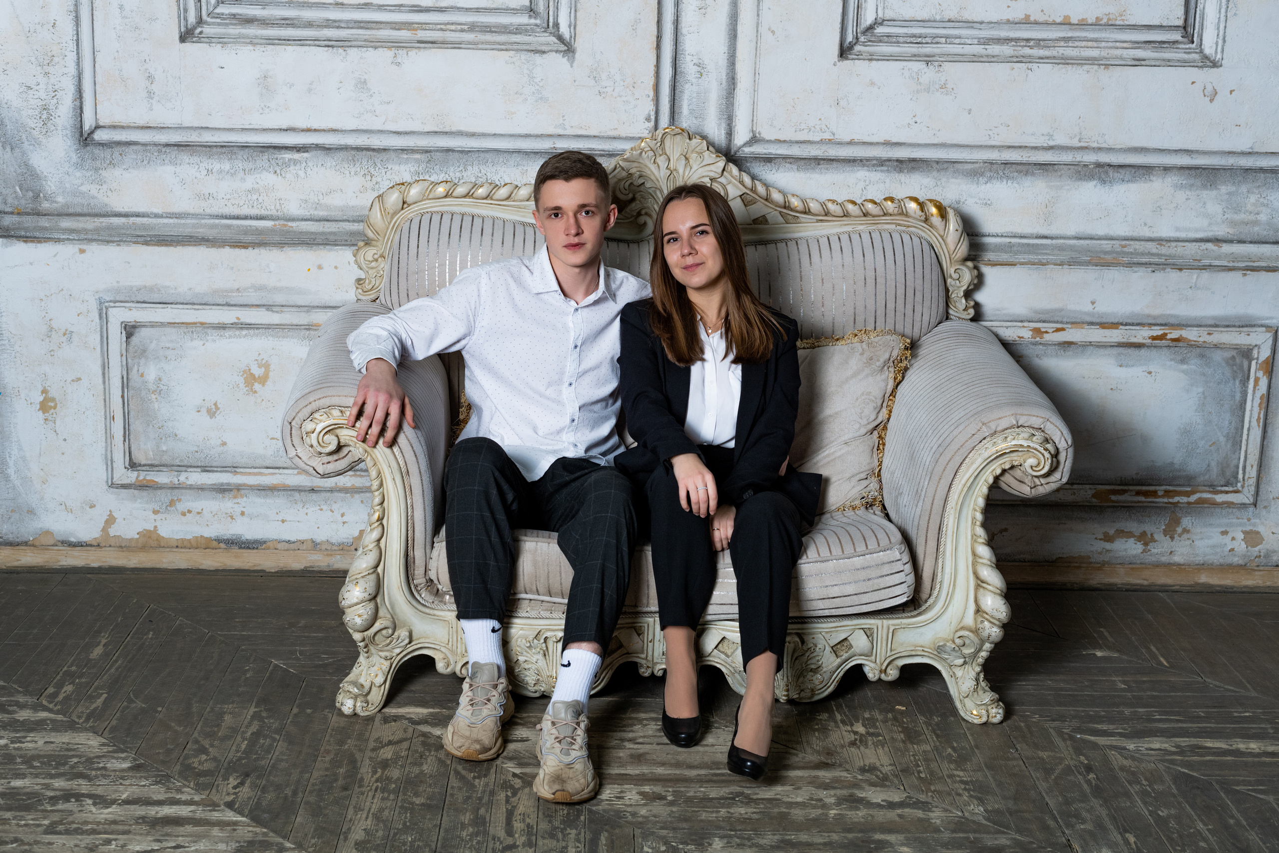 Пример фото выпускников в студии. Выпускные альбомы в Подольске Москве и МО